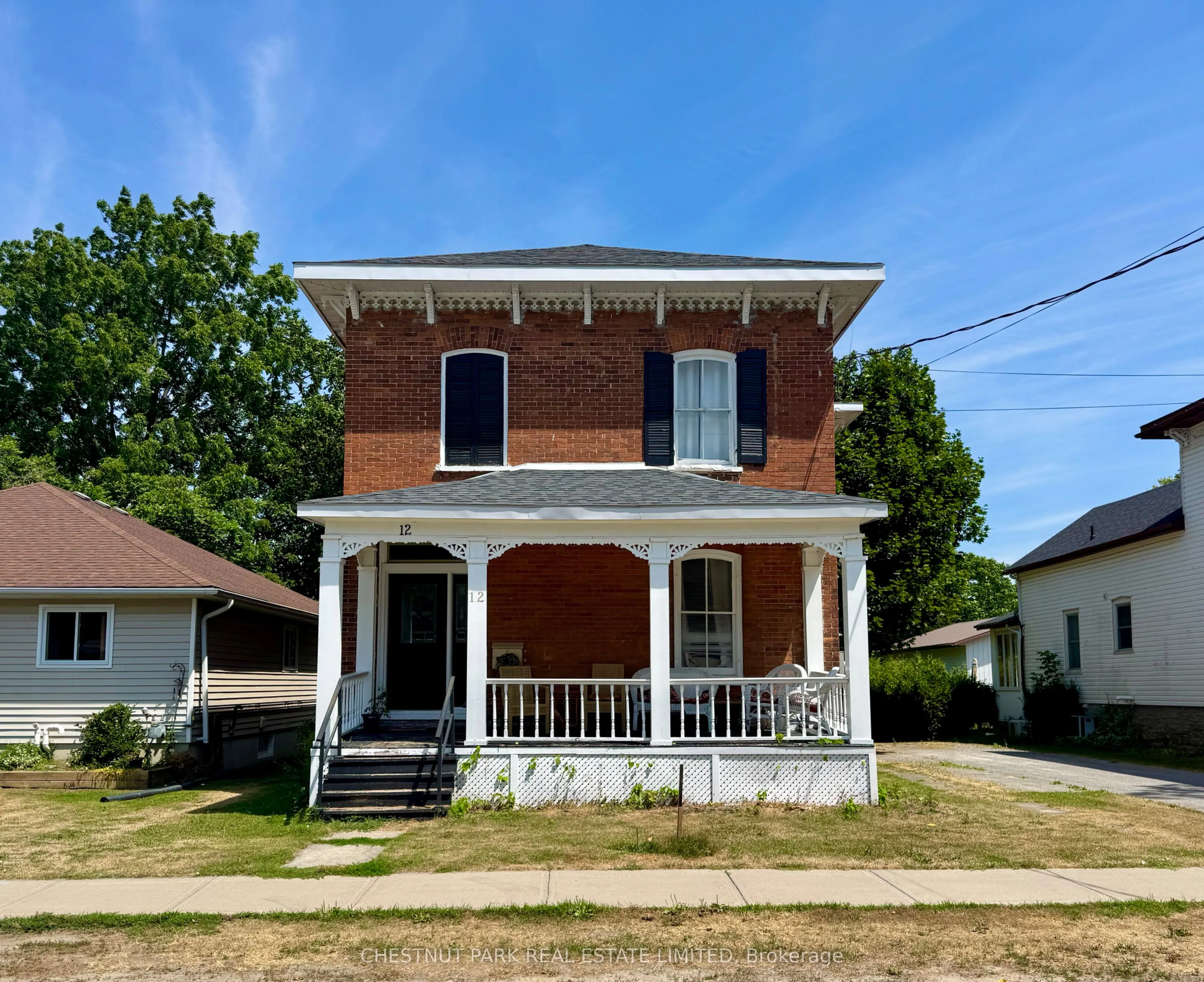 12 Maple Avenue