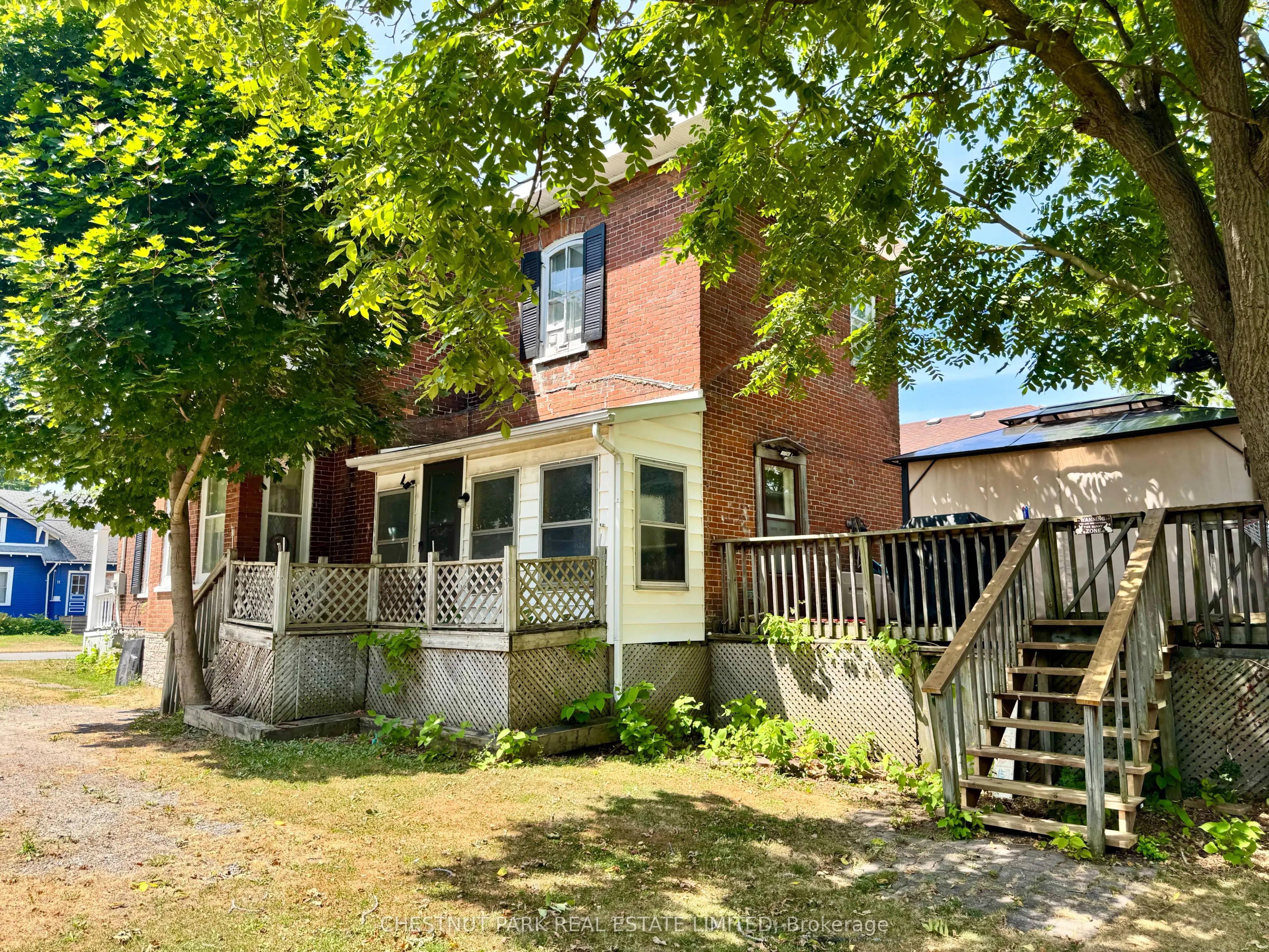 12 Maple Avenue
