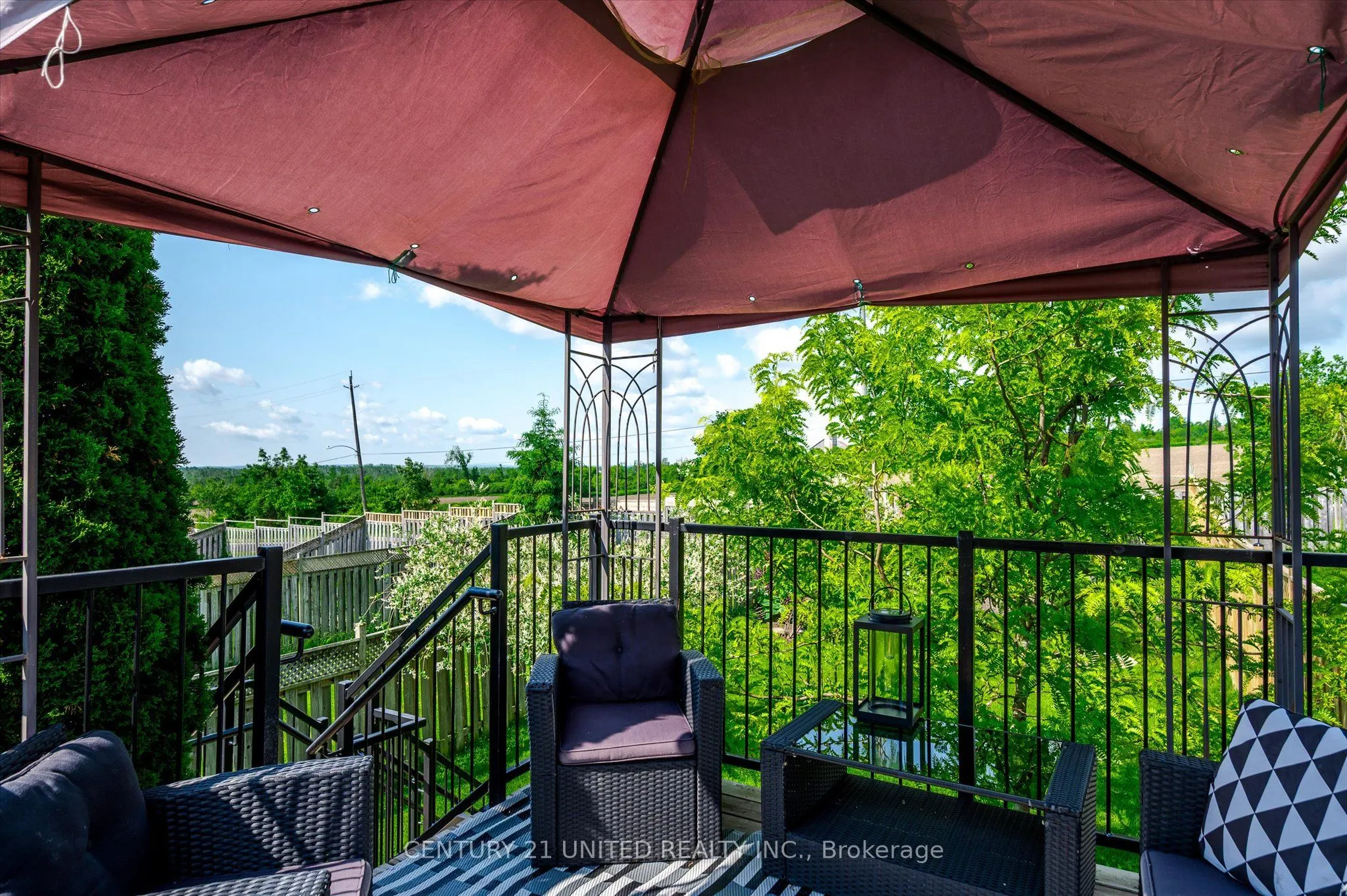 610 Clancy Crescent