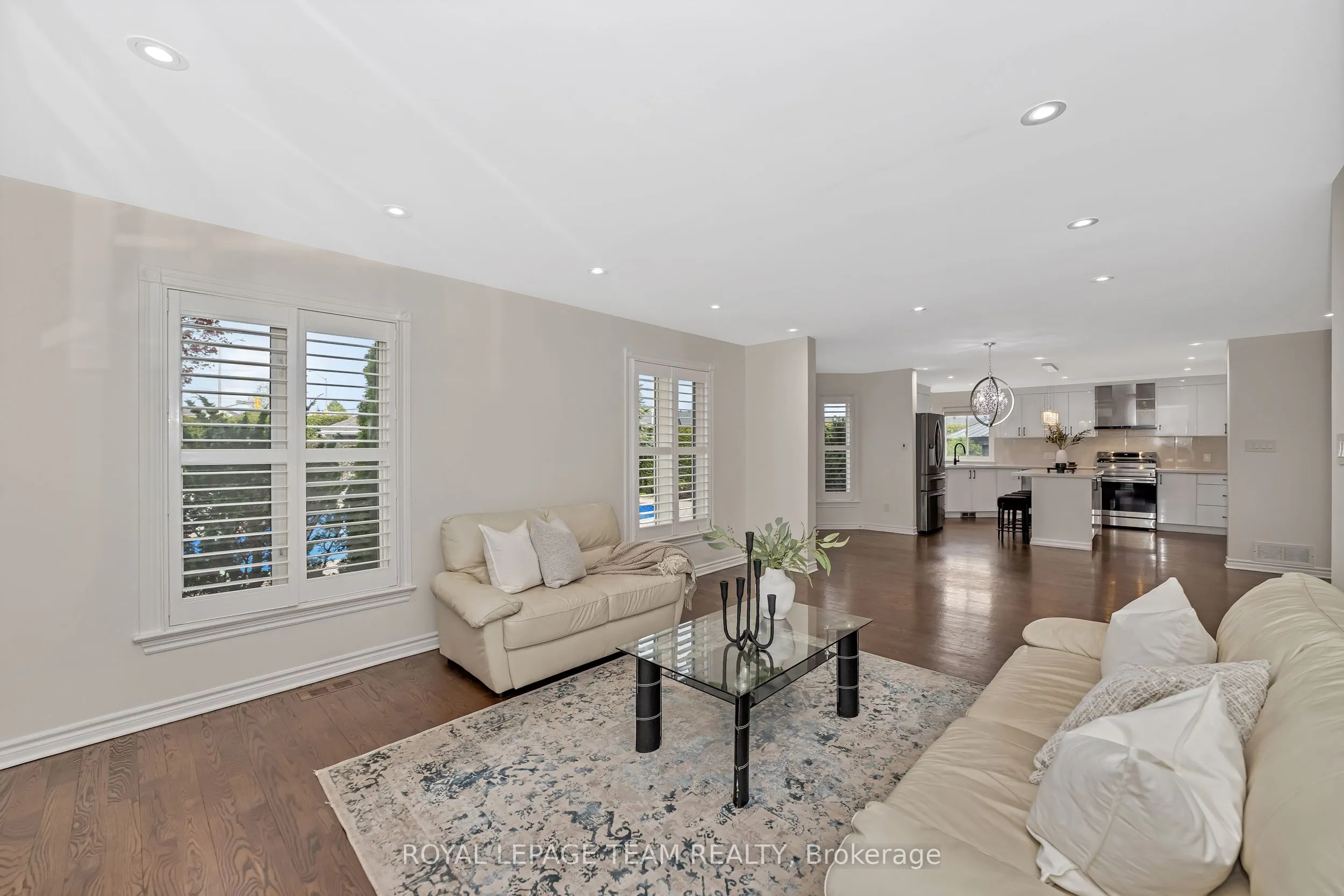 27 Heritage Grove Crescent