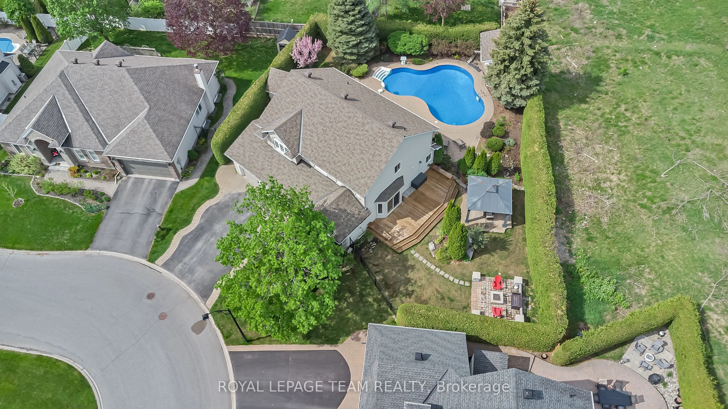 27 Heritage Grove Crescent