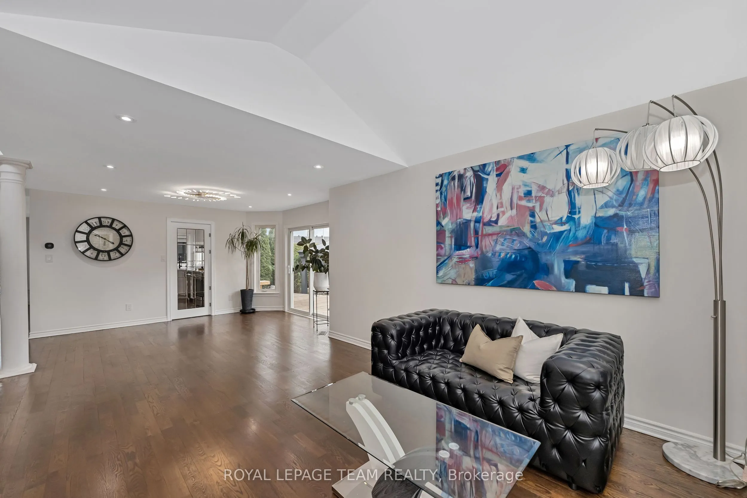 27 Heritage Grove Crescent