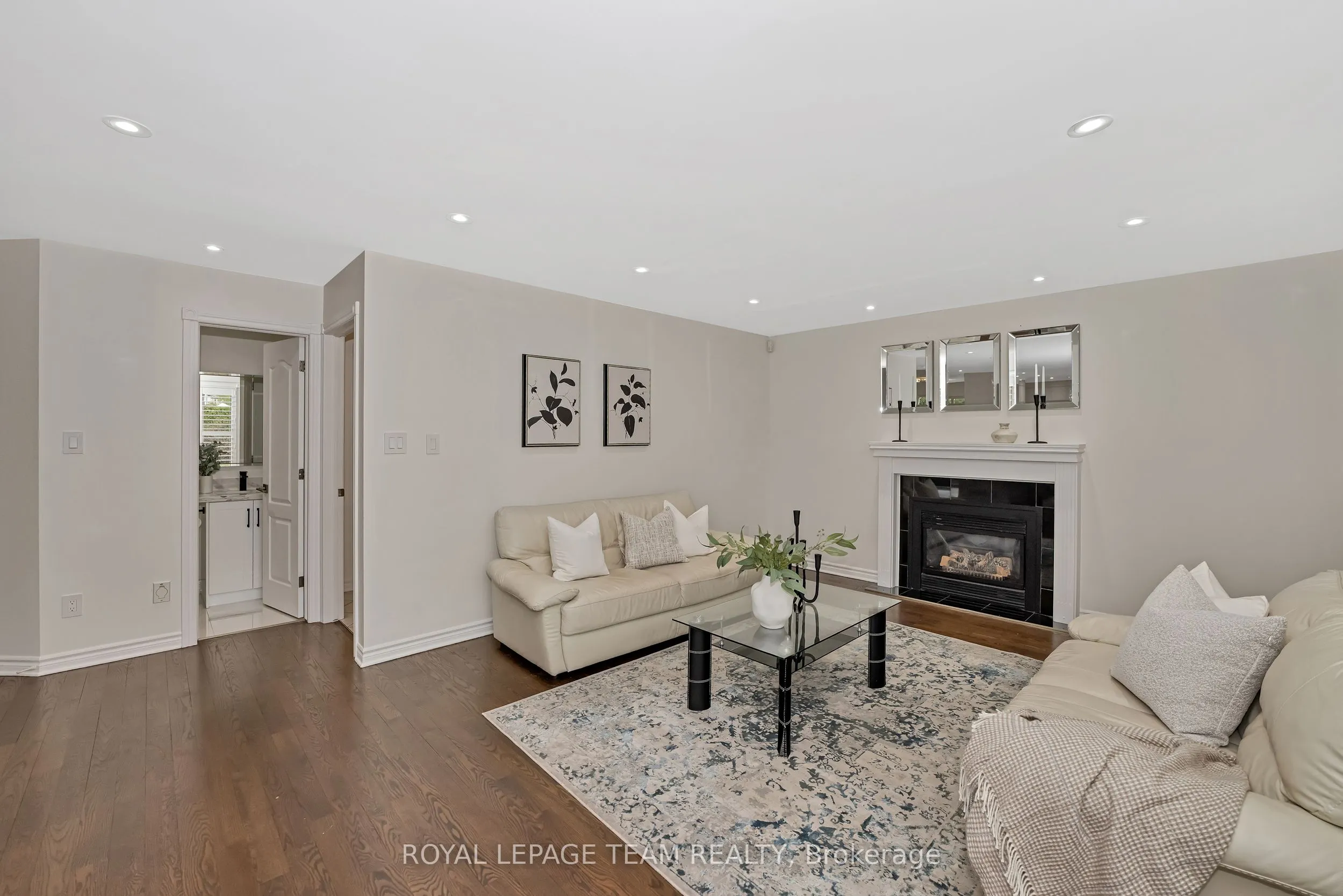 27 Heritage Grove Crescent