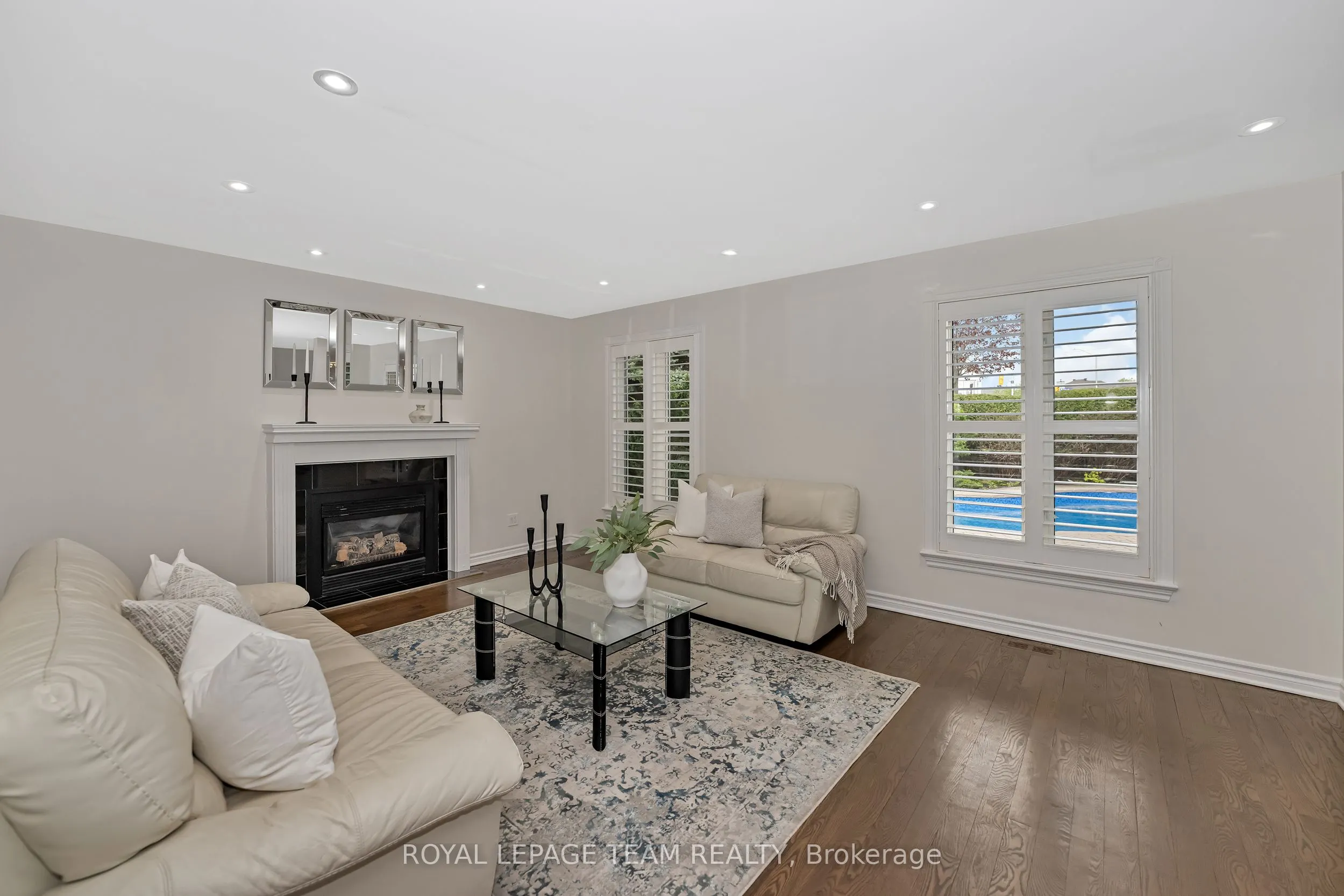 27 Heritage Grove Crescent