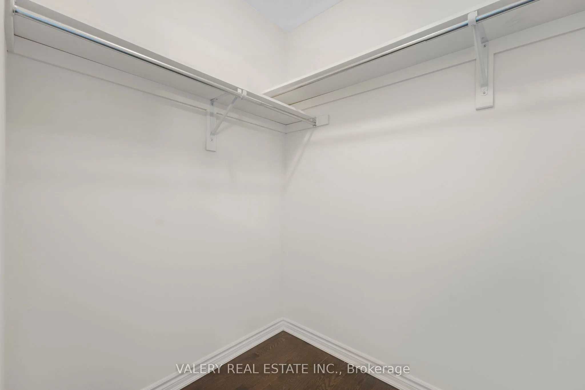 17 Oriole Crescent