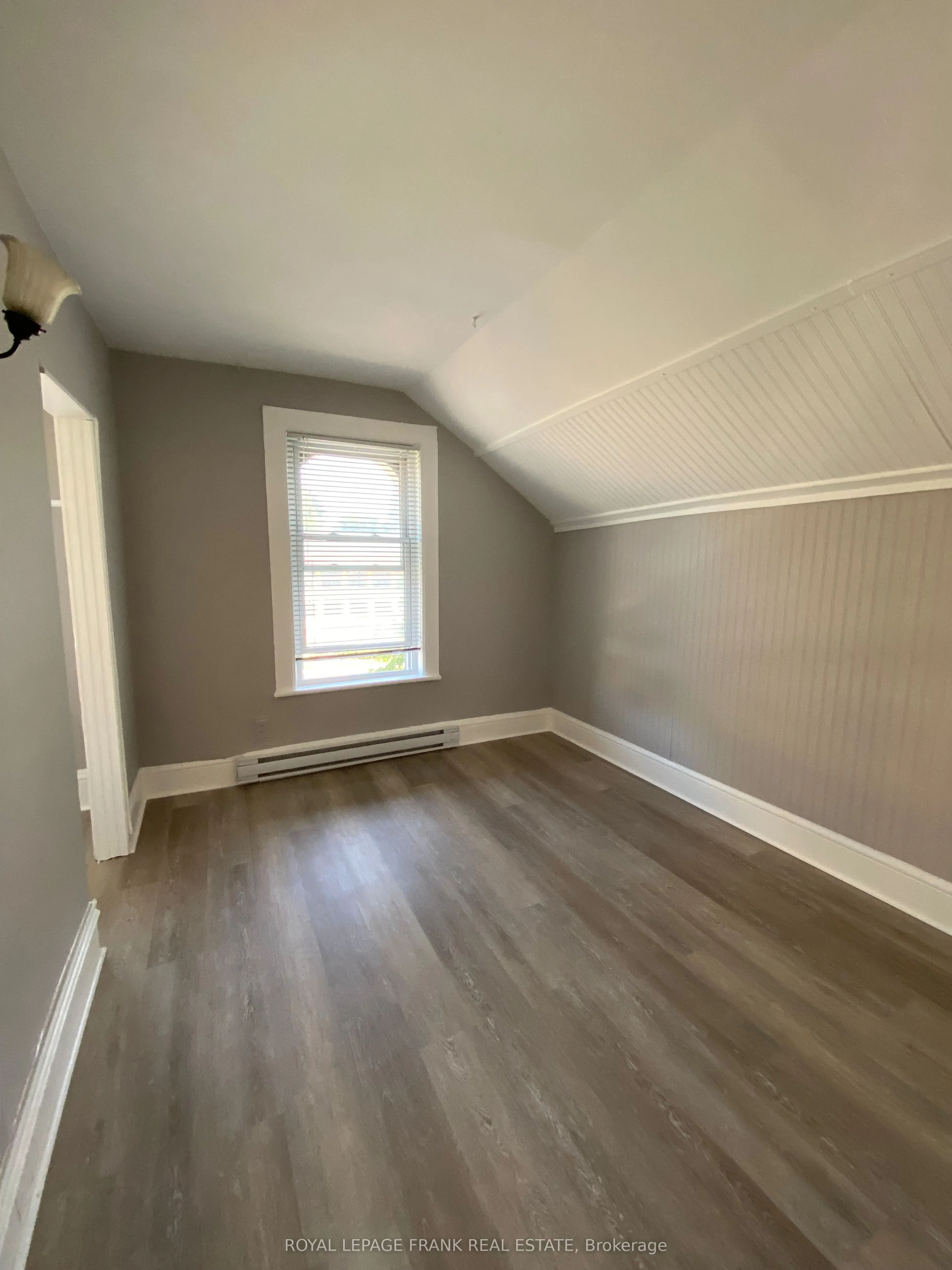 297 Sherbrooke Street