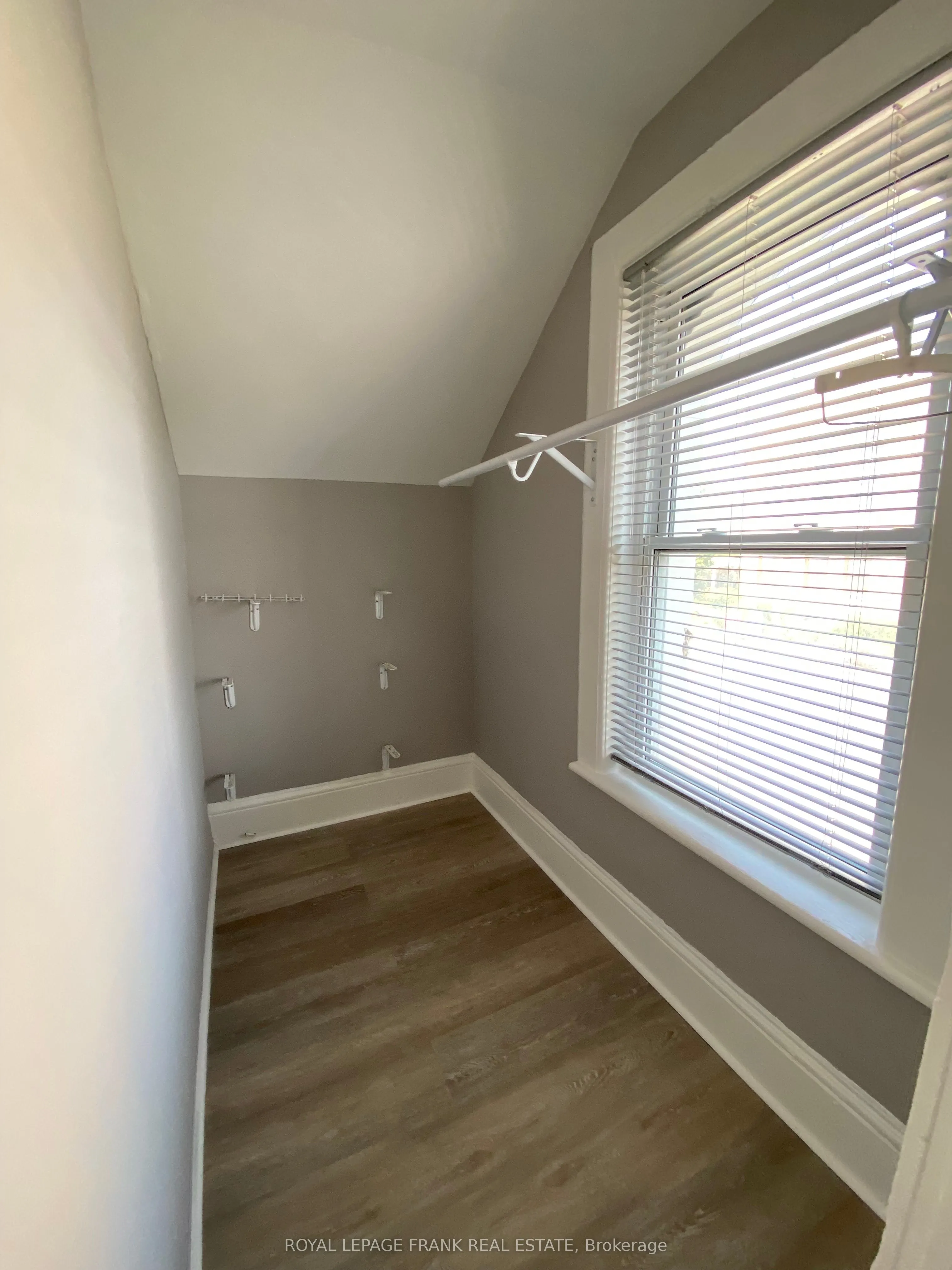 297 Sherbrooke Street