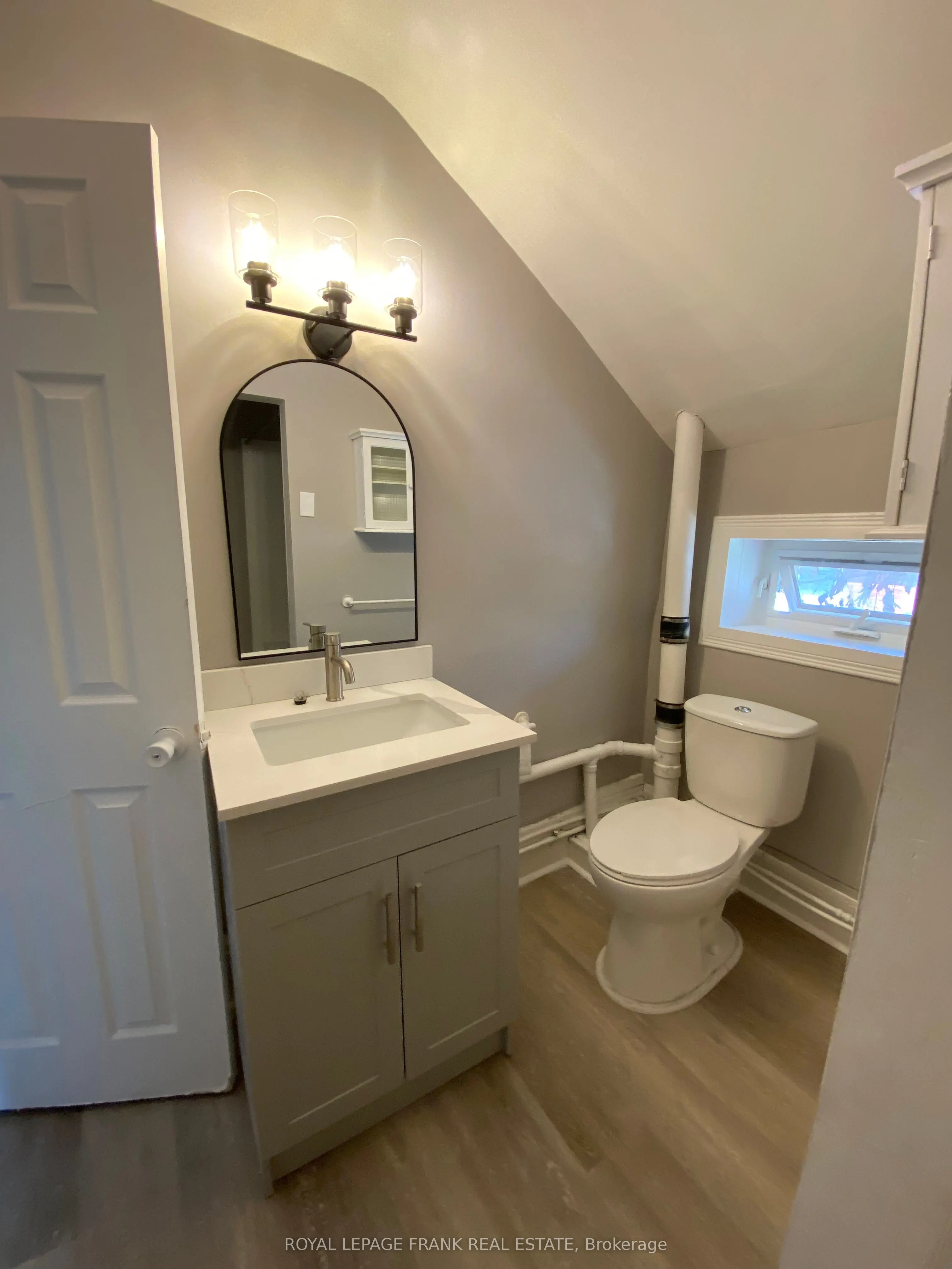 297 Sherbrooke Street