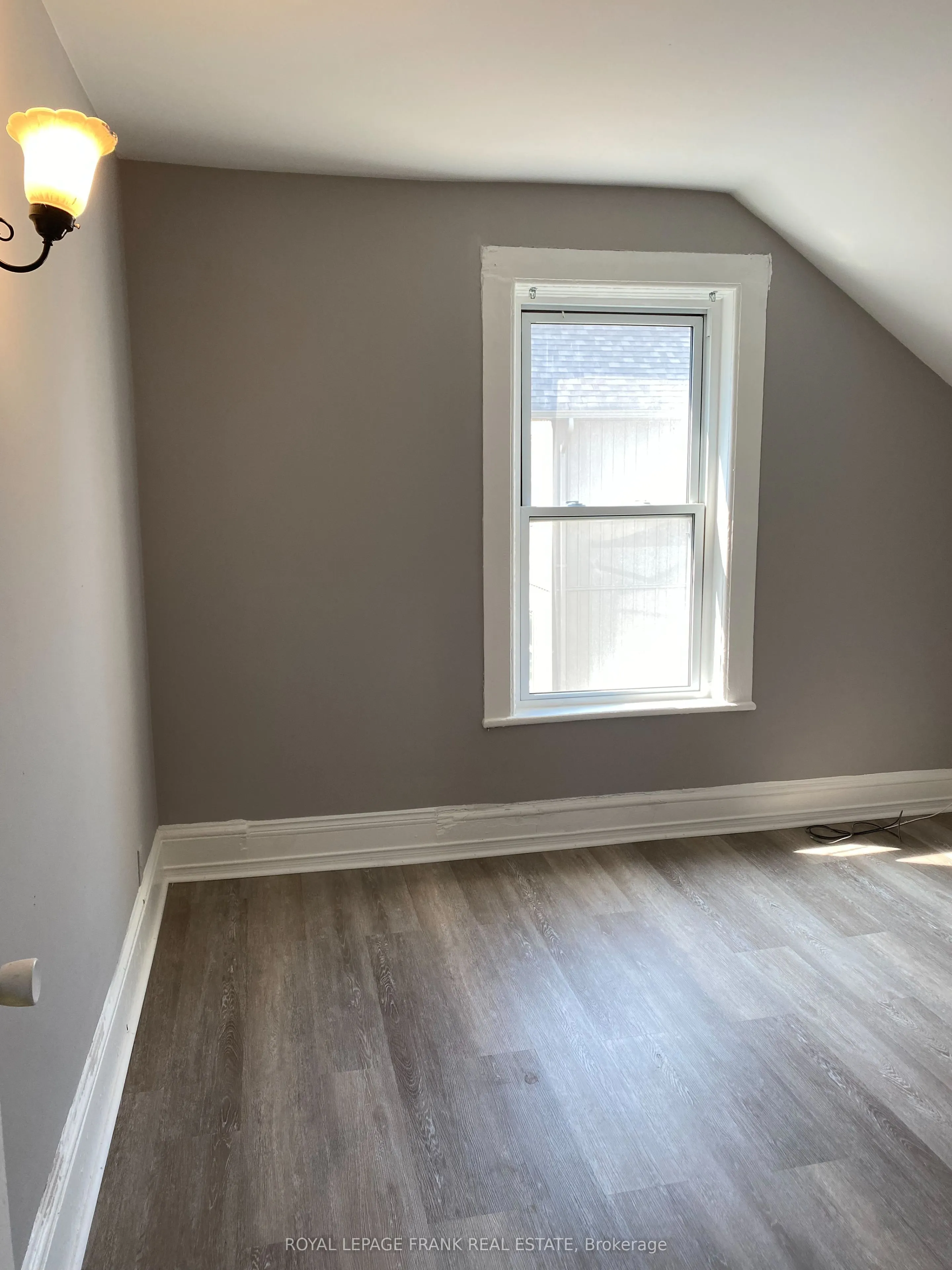 297 Sherbrooke Street