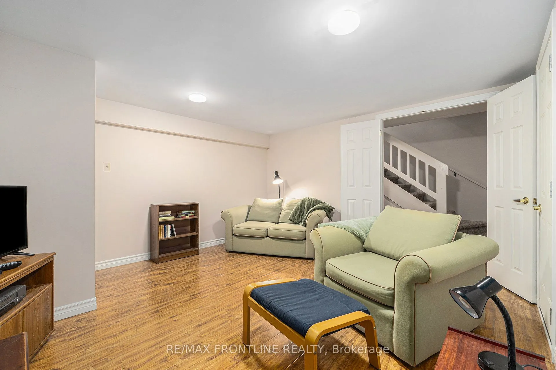 12 Glenview Crescent