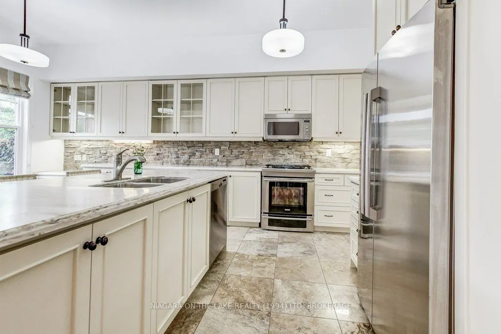86 GARRISON VILLAGE Drive