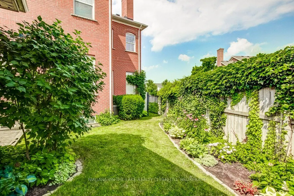 86 GARRISON VILLAGE Drive