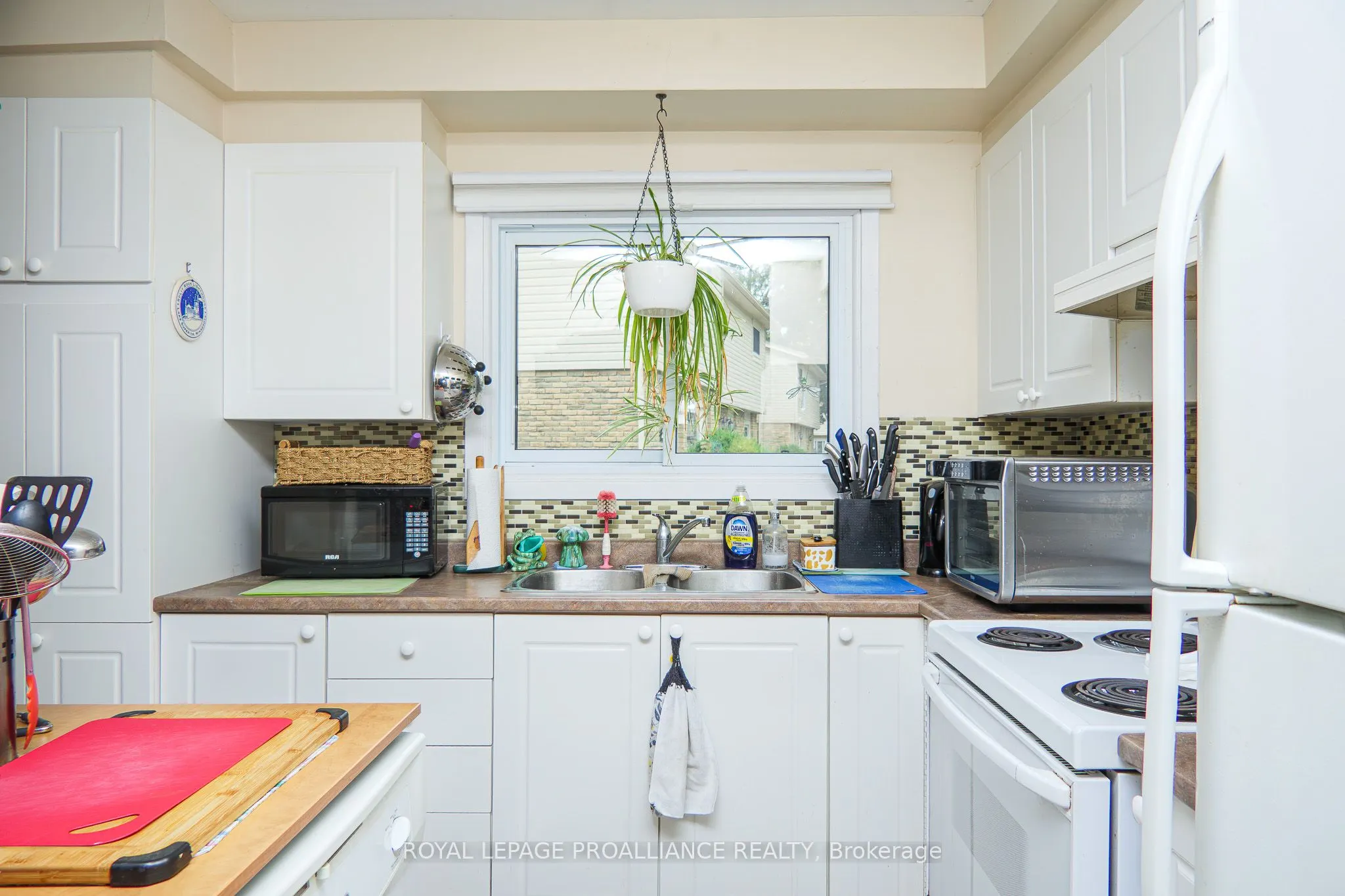 161 Bay Street, #28