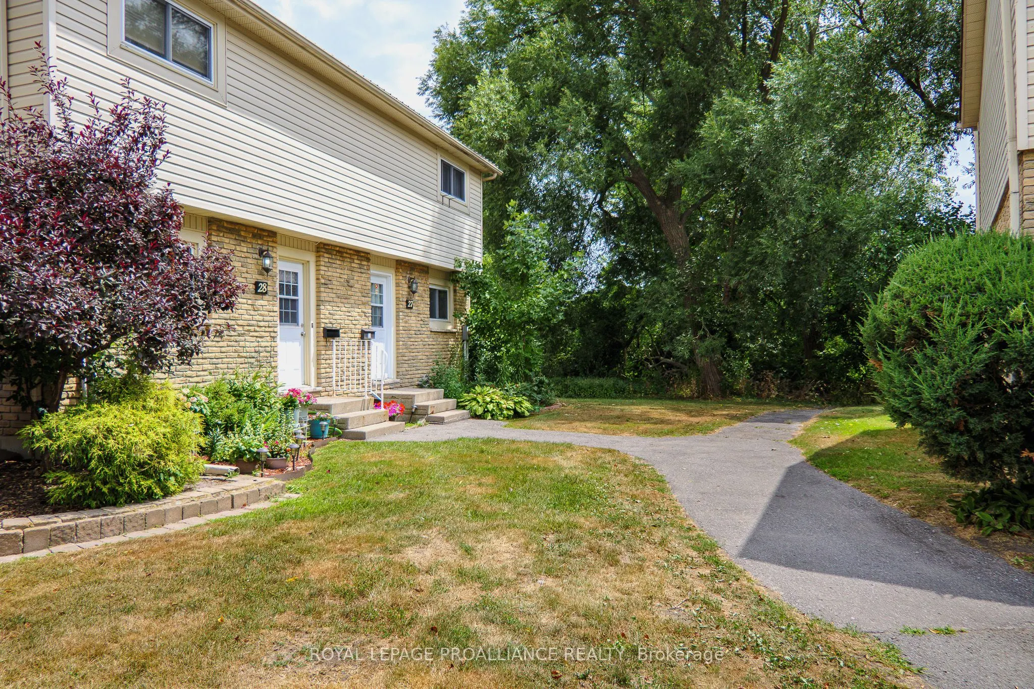 161 Bay Street, #28