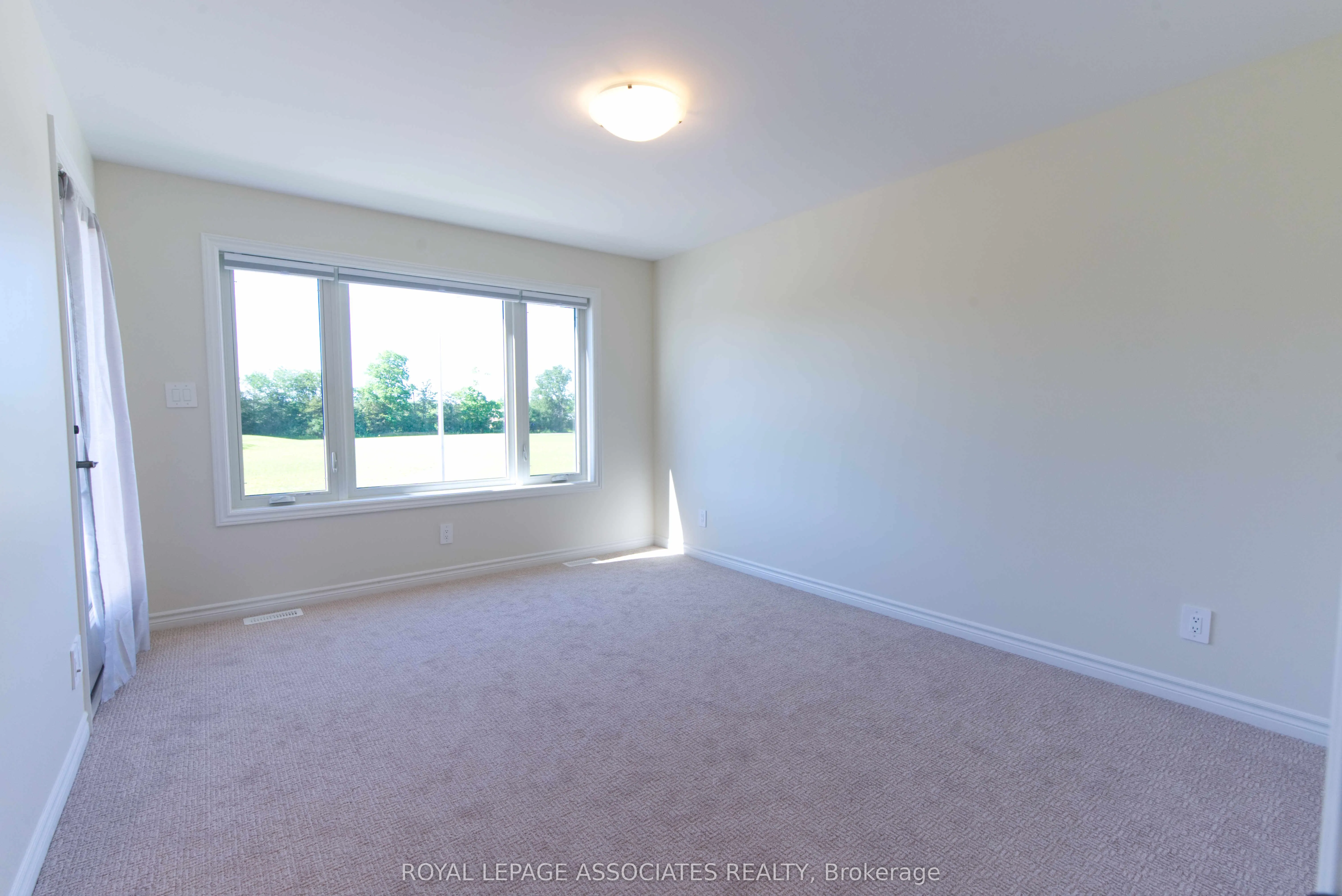 84 Riverstone Way