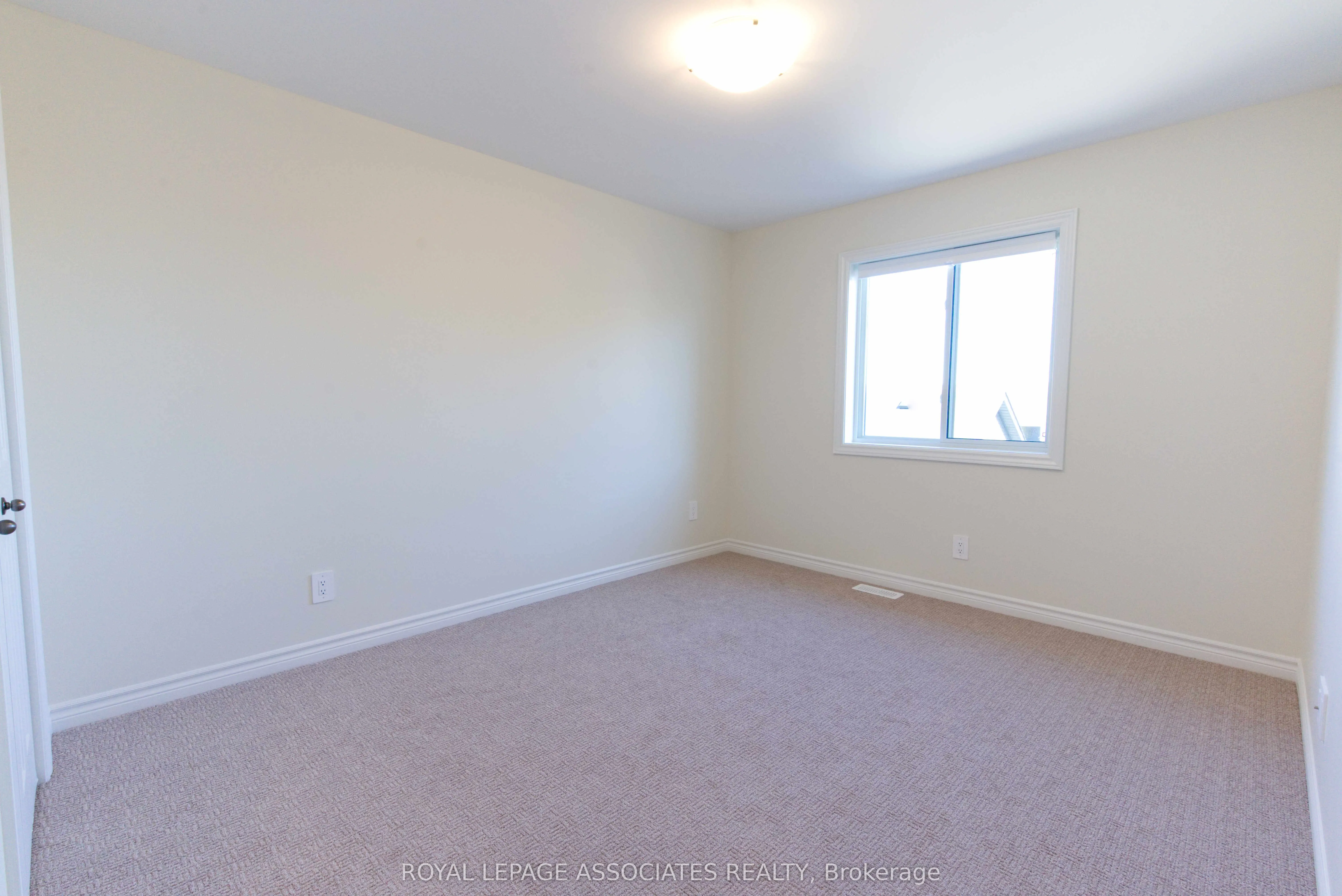 84 Riverstone Way