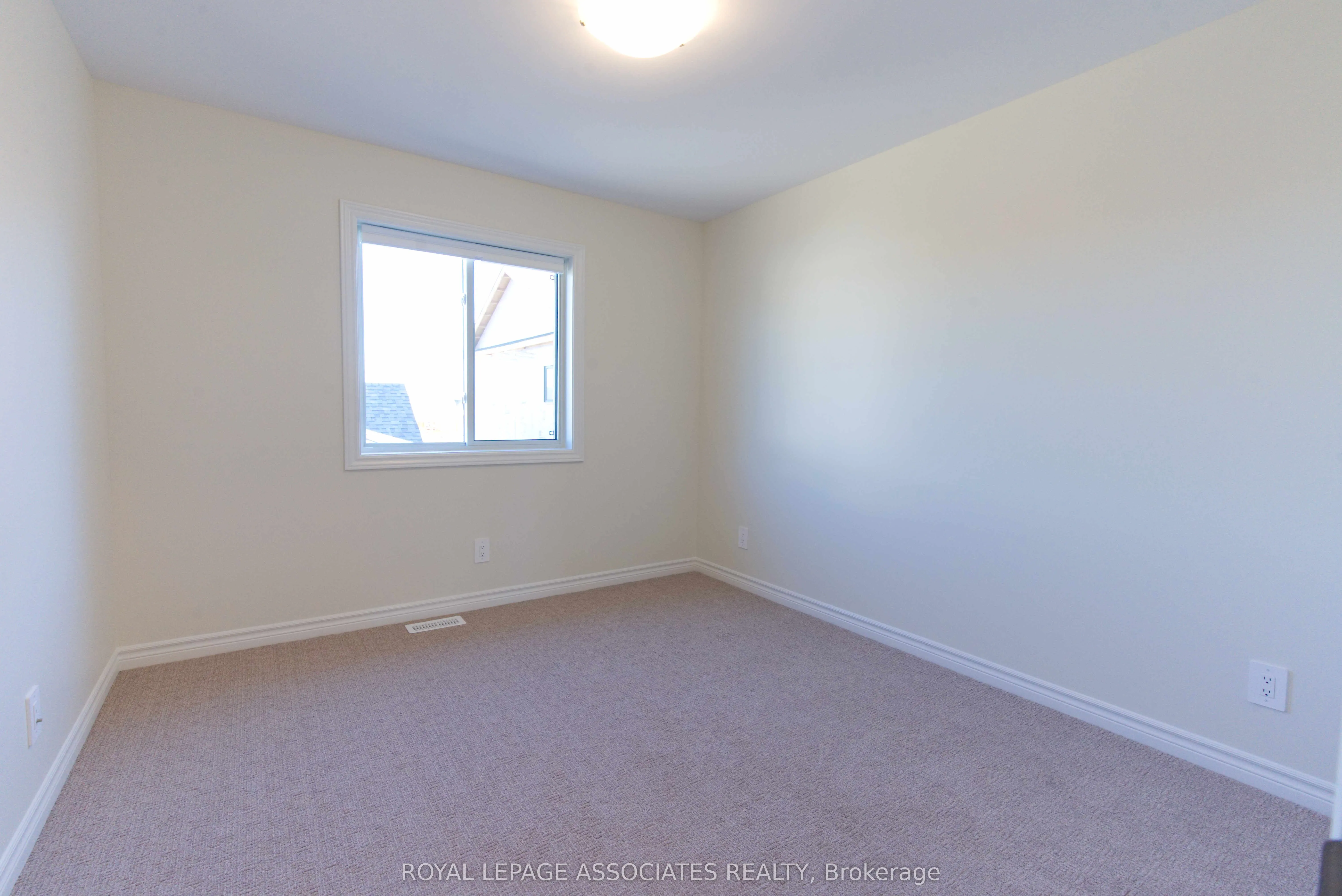 84 Riverstone Way