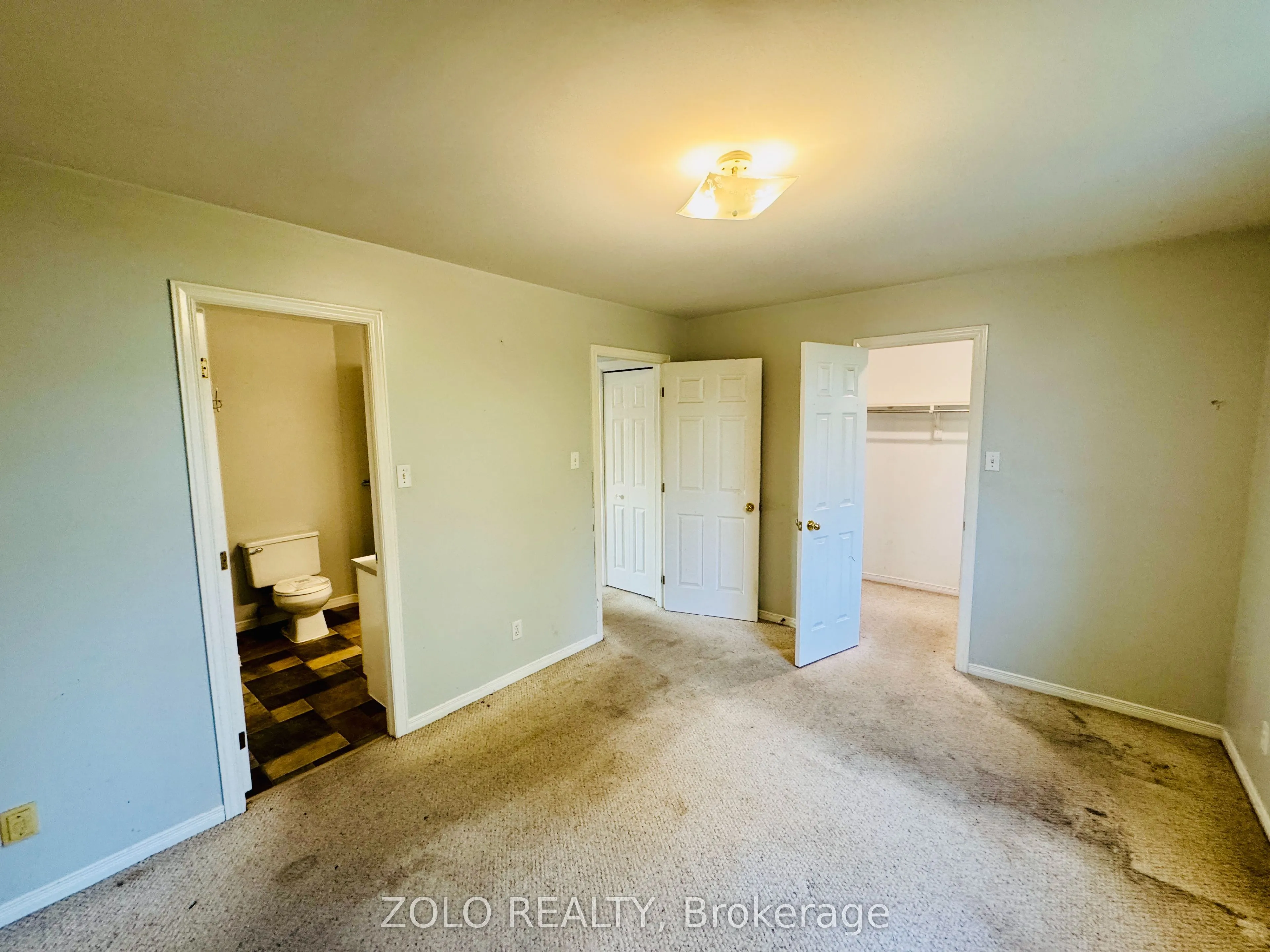 2313 Emily Crescent