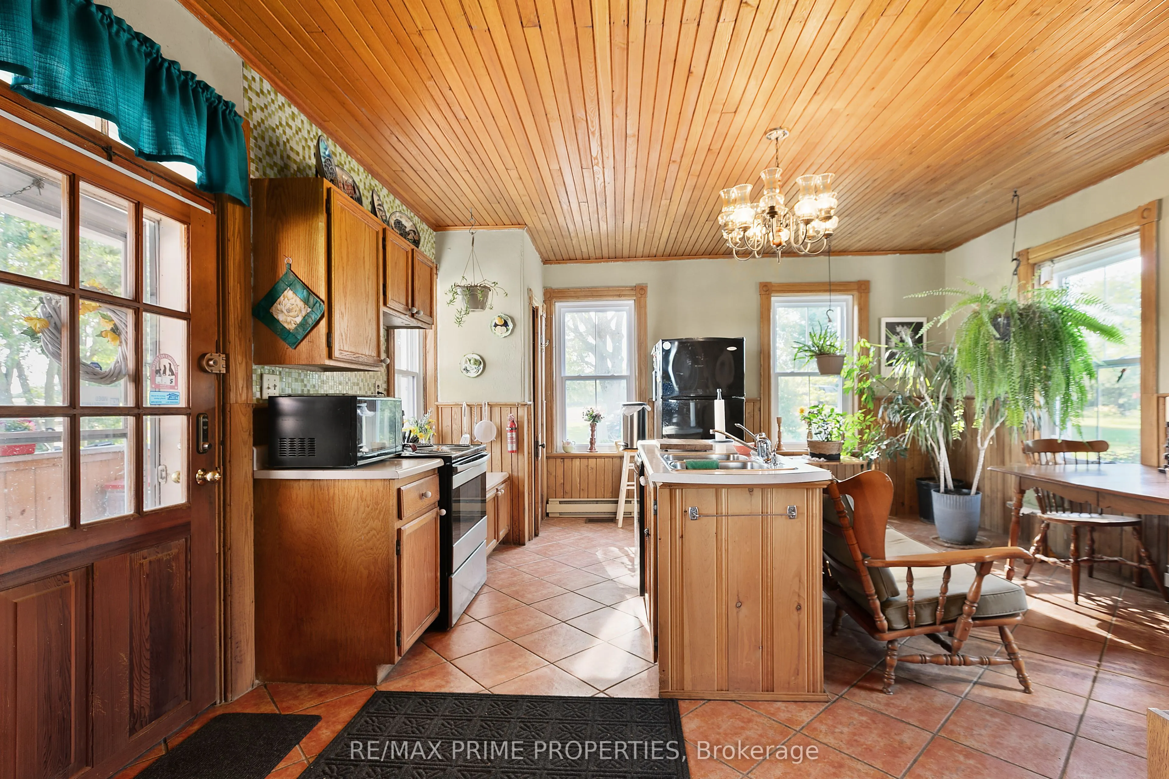 650 CONCESSION 1 Road