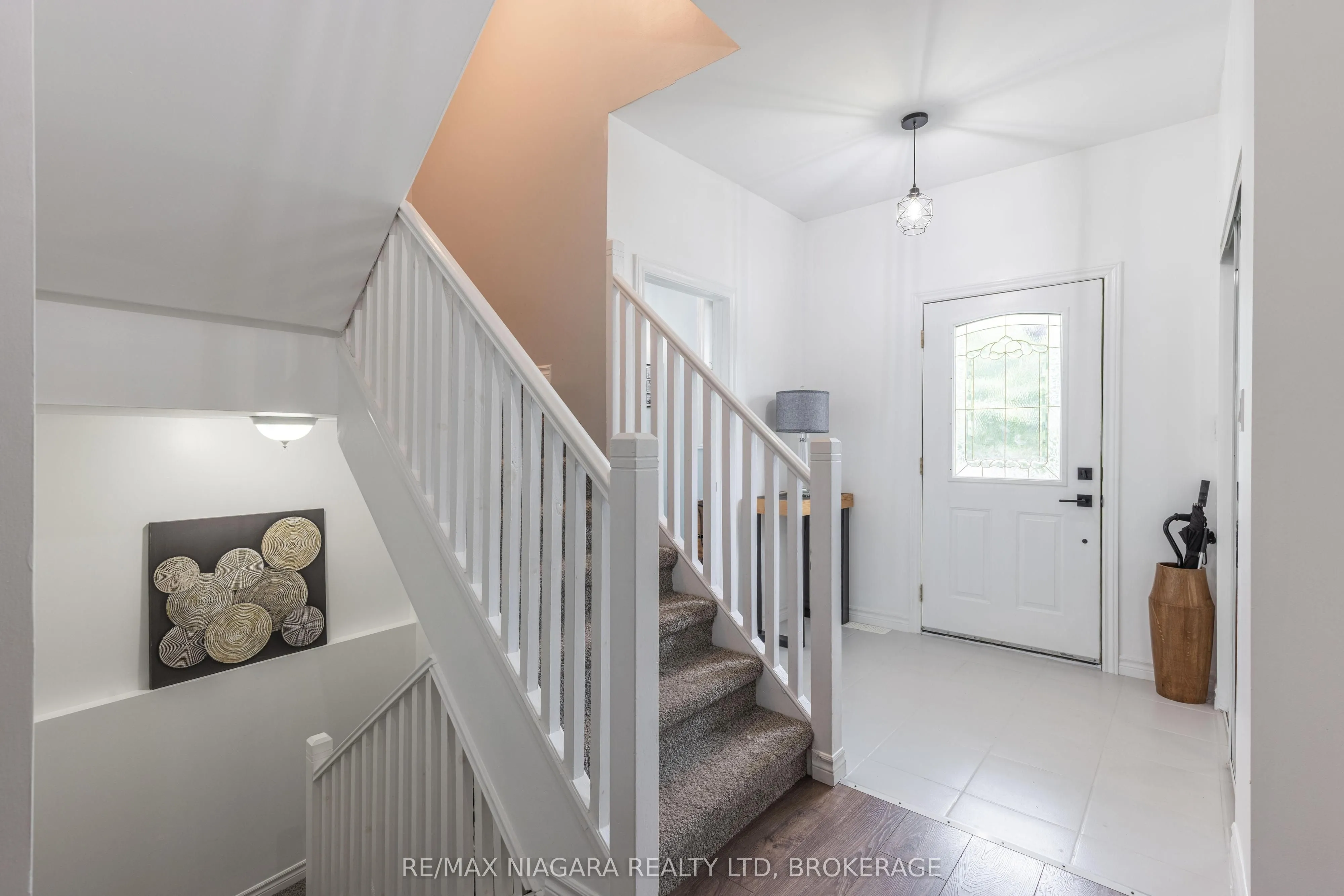 203 Cambridge Road E