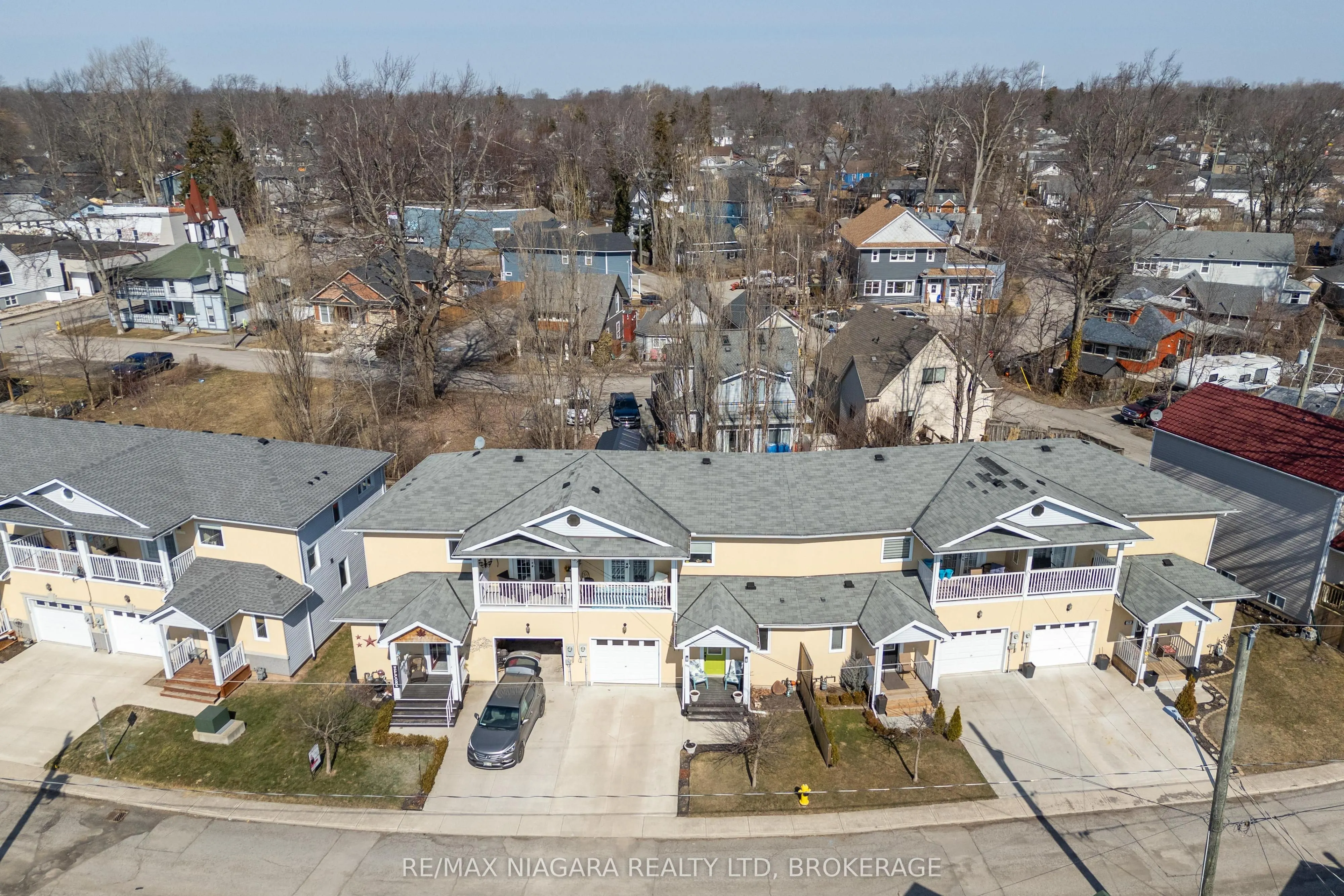 203 Cambridge Road E
