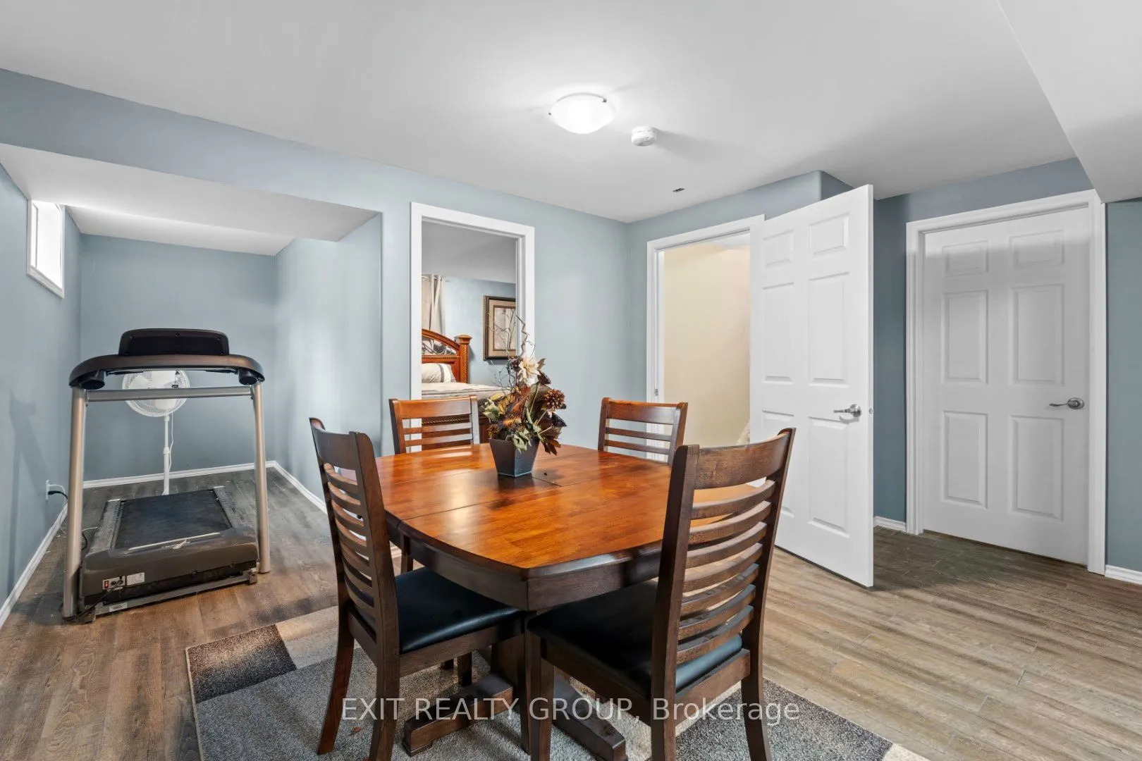 48 CAVENDISH Drive