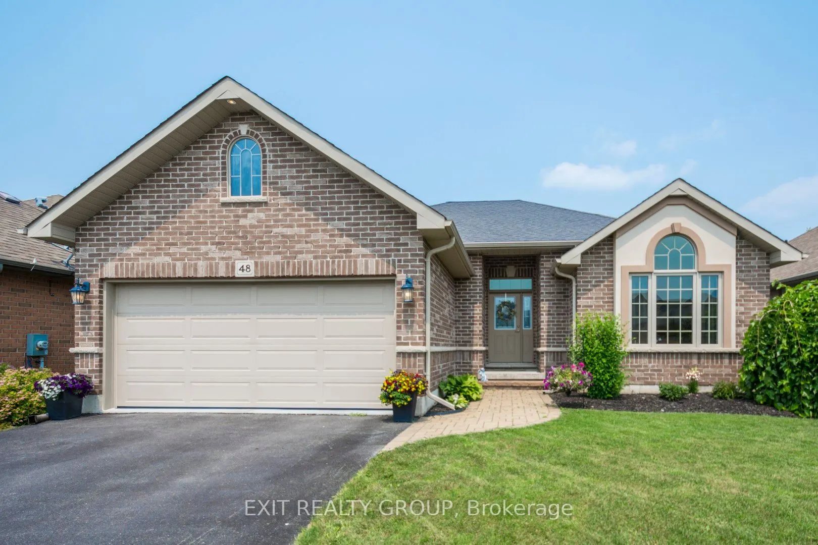 48 CAVENDISH Drive