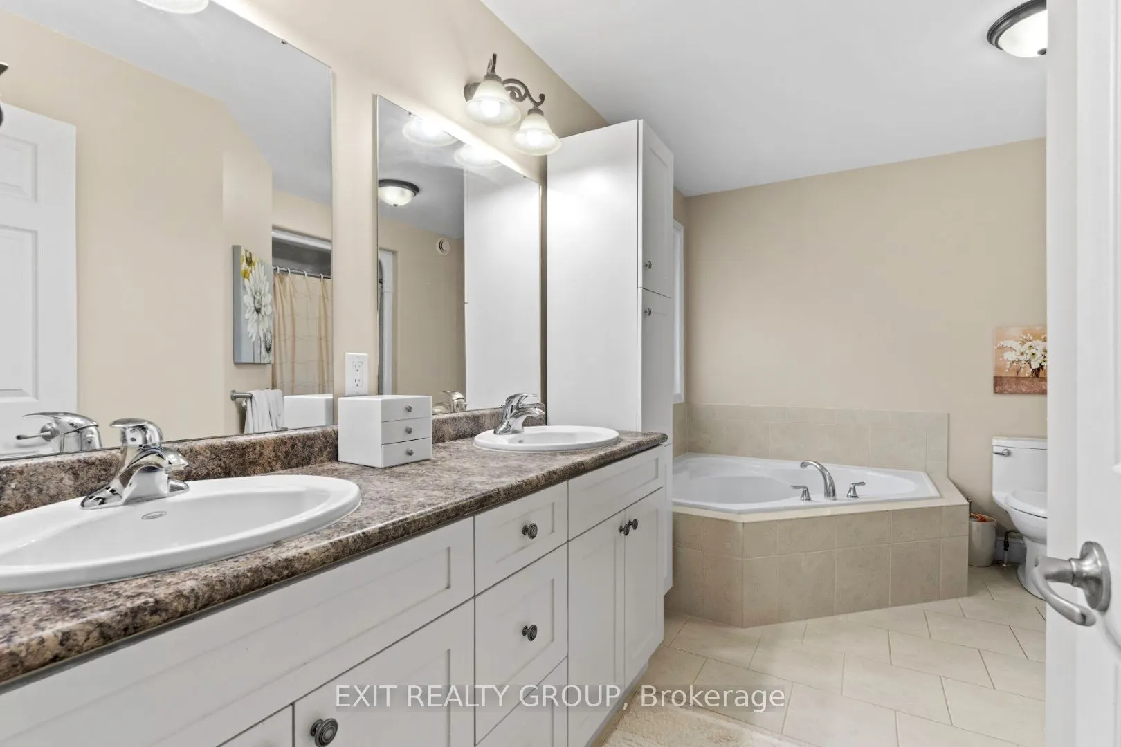 48 CAVENDISH Drive