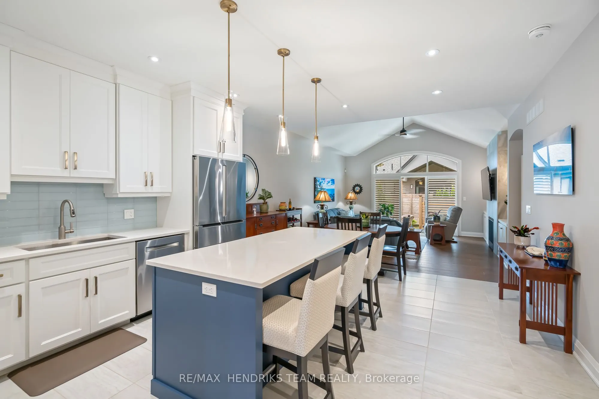 12 Carrick Trail