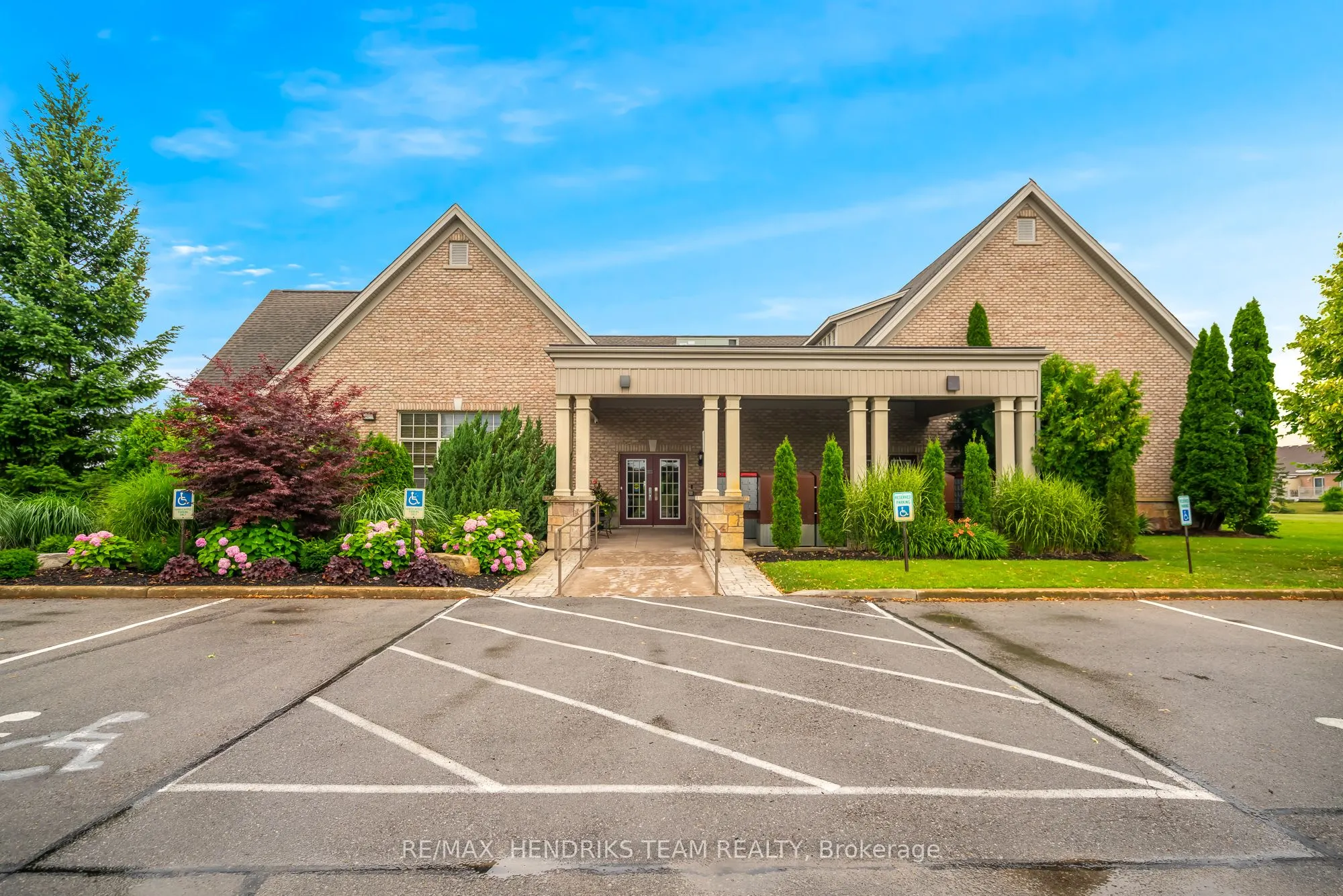 12 Carrick Trail