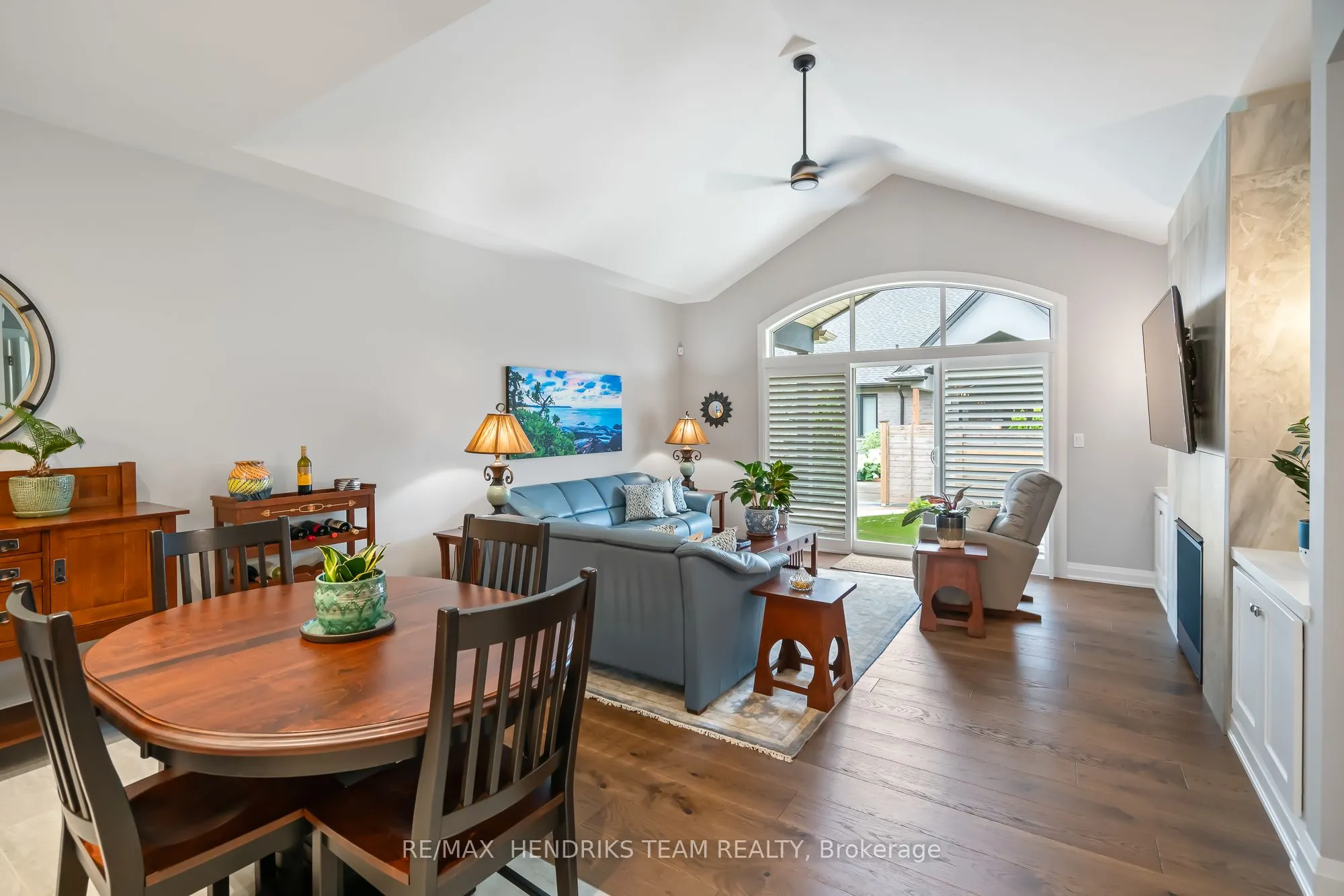 12 Carrick Trail