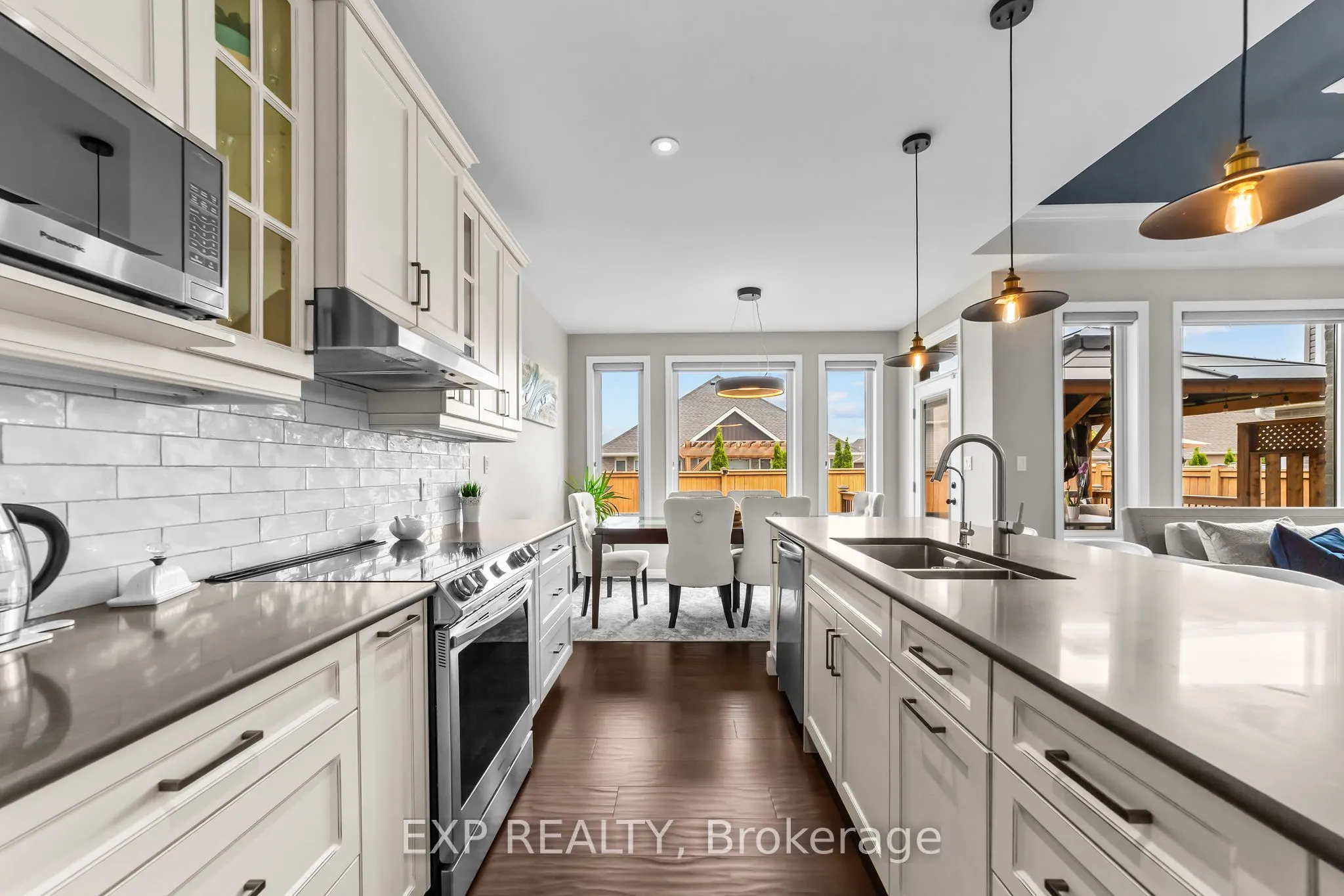 25 Fox Hollow Court