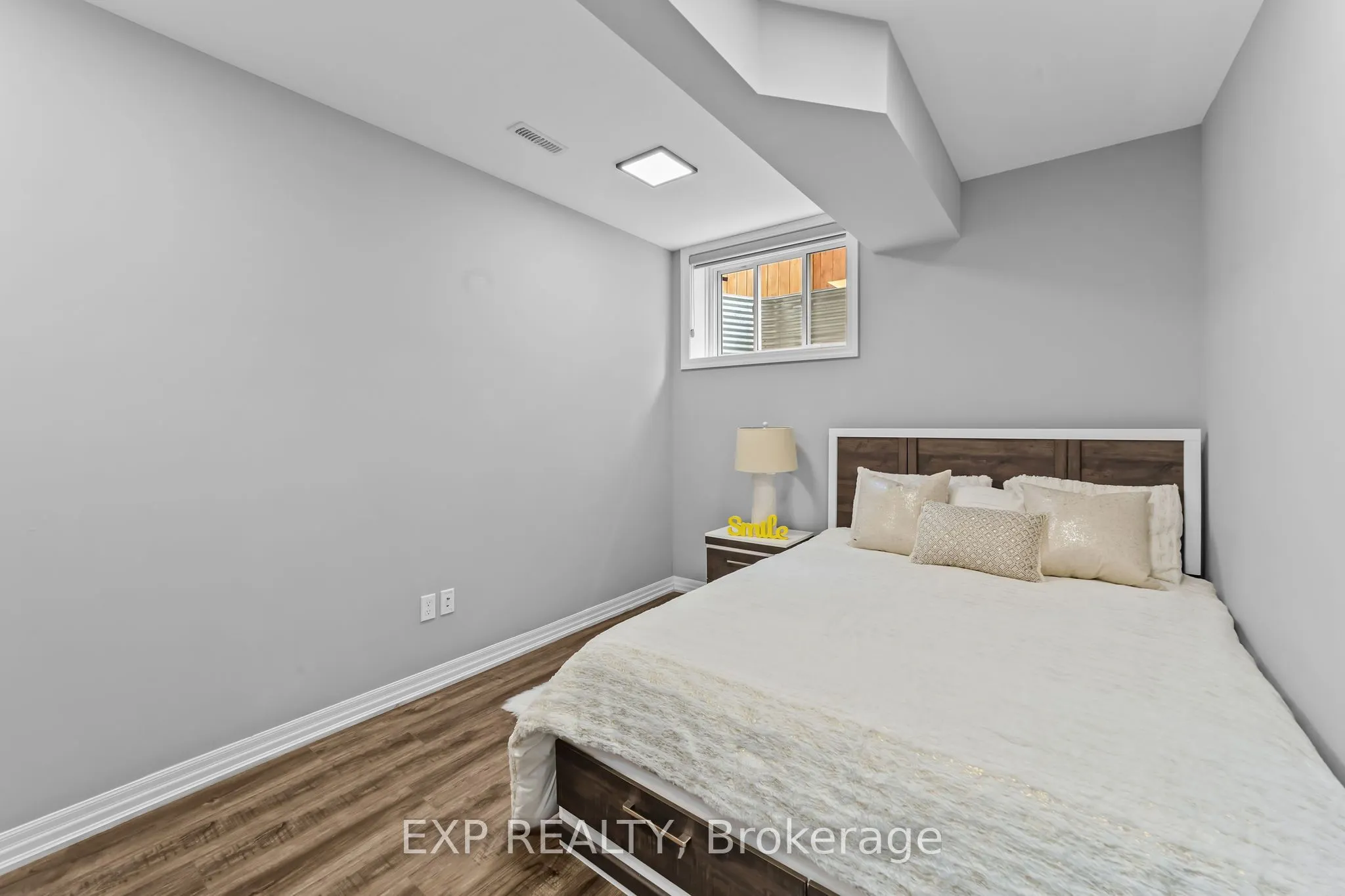 25 Fox Hollow Court