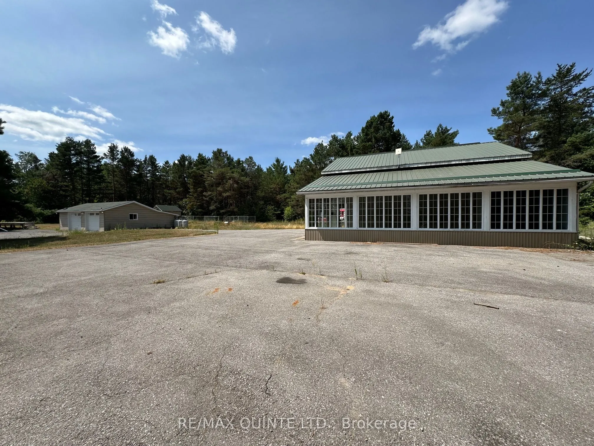 656 Tobacco Road
