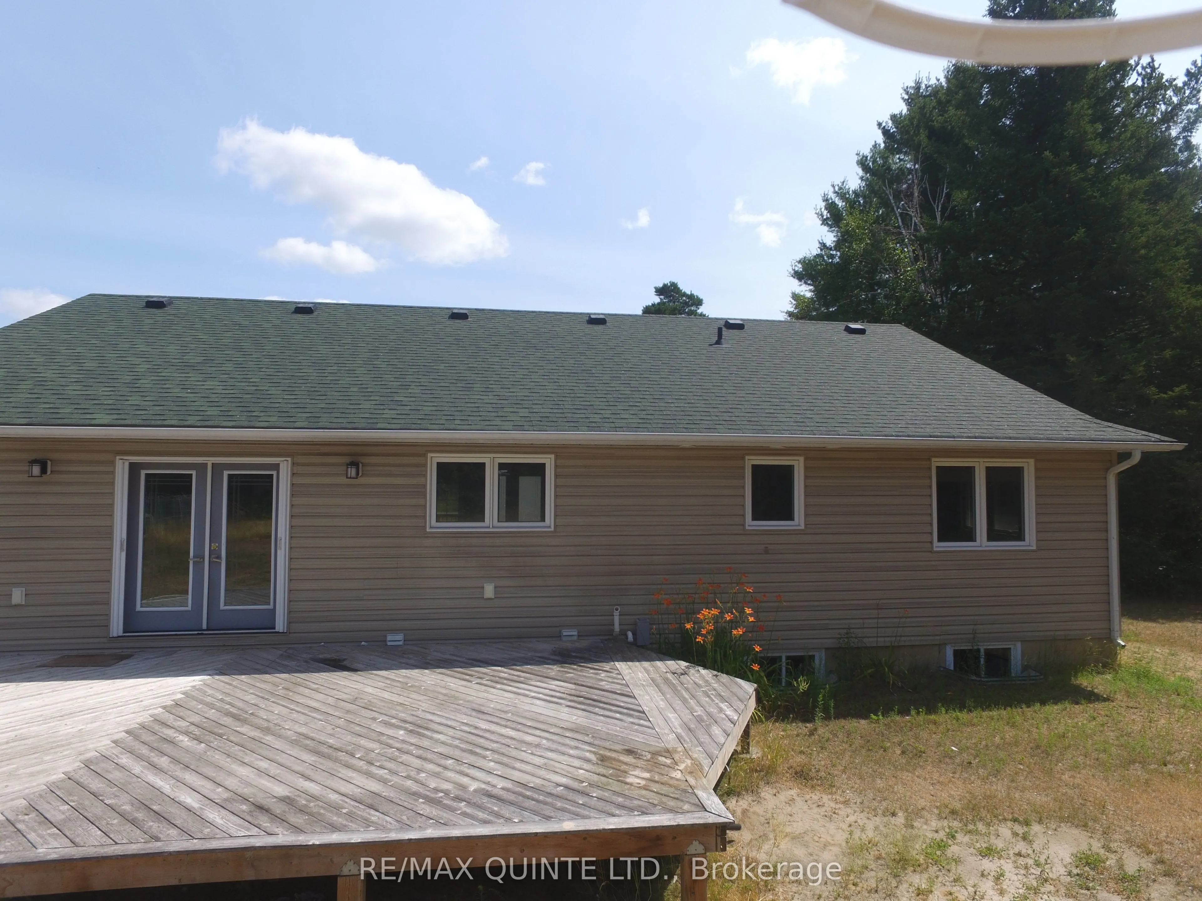 656 Tobacco Road