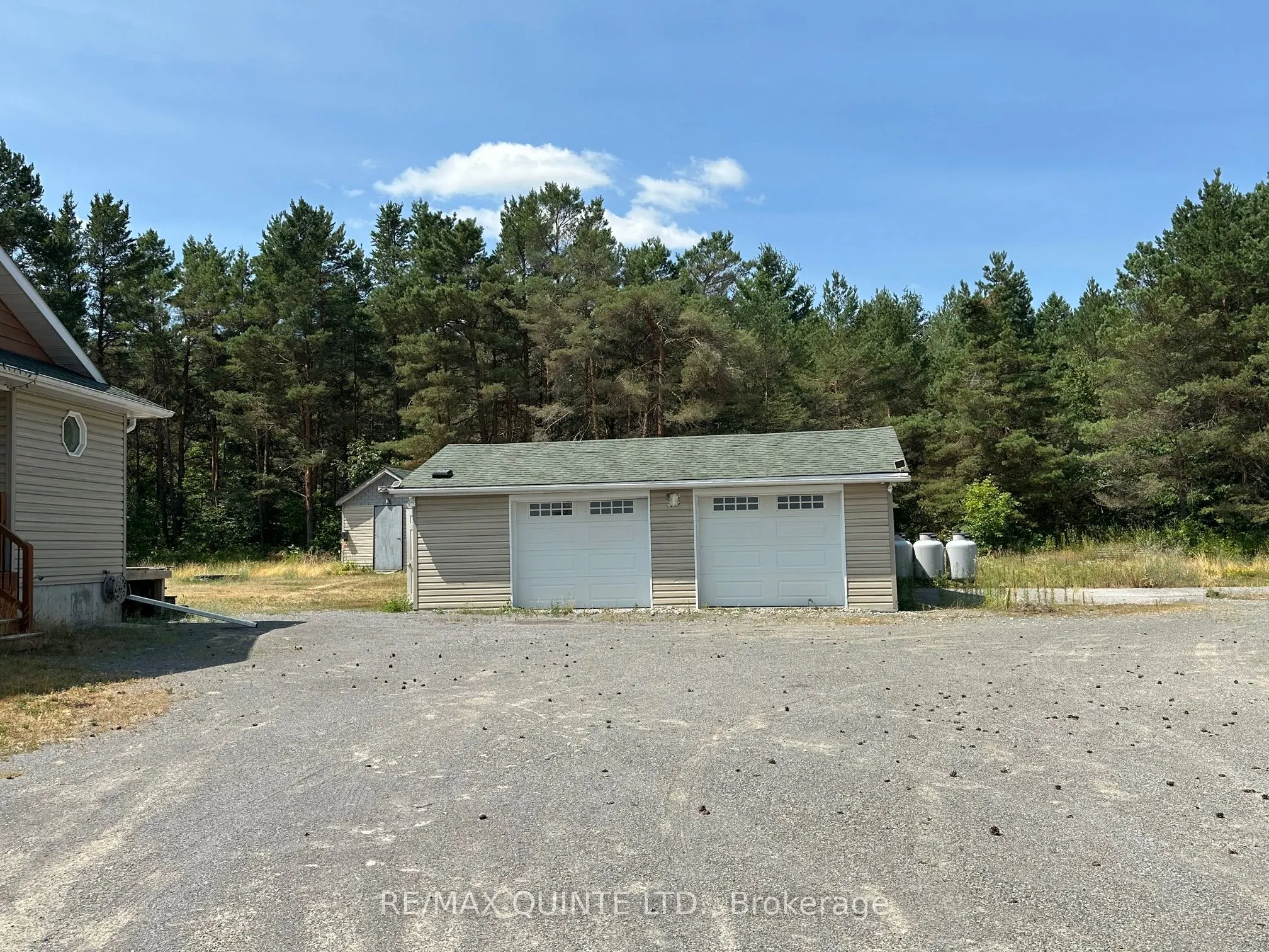 656 Tobacco Road