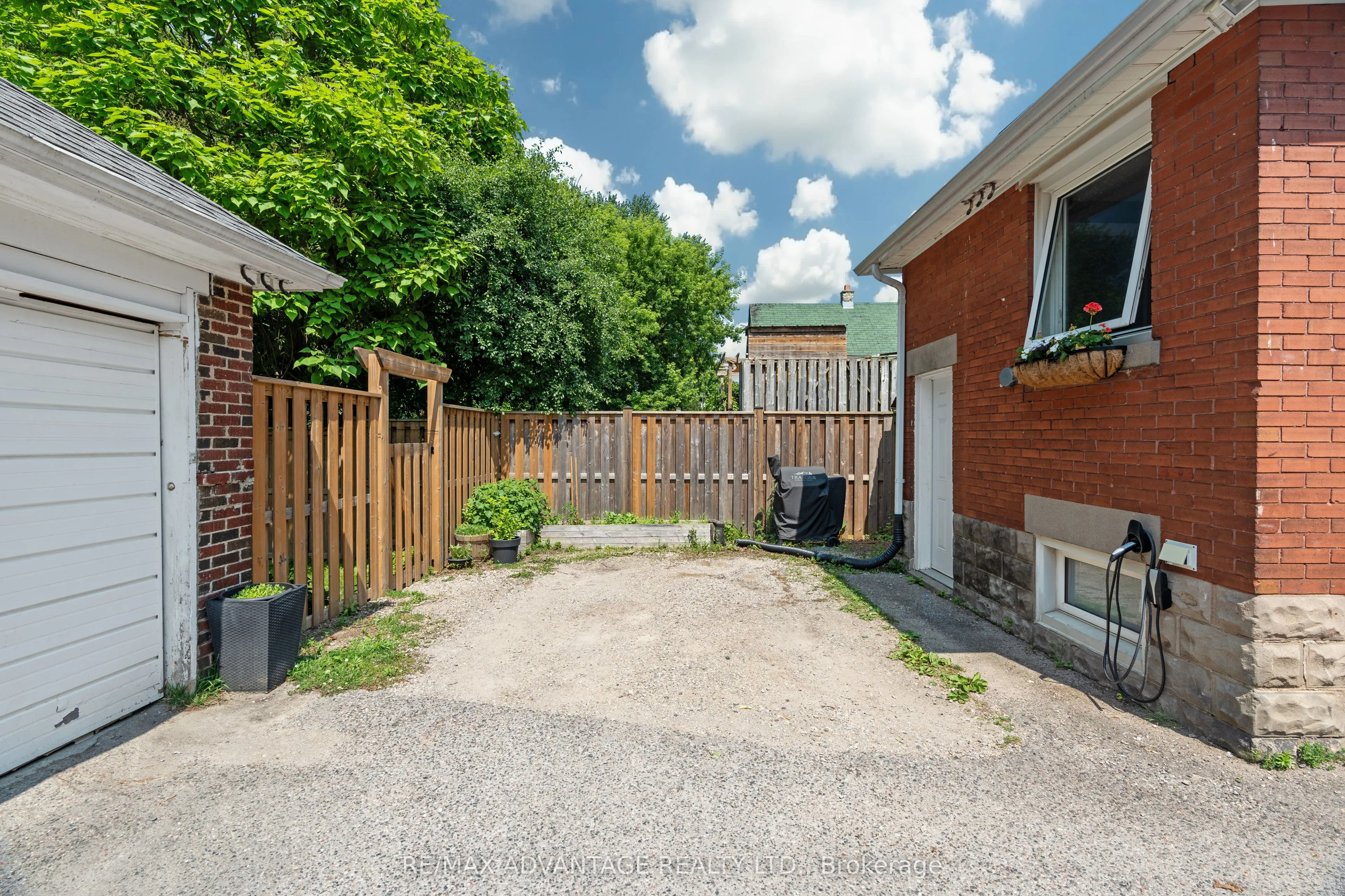 76 Beattie Avenue