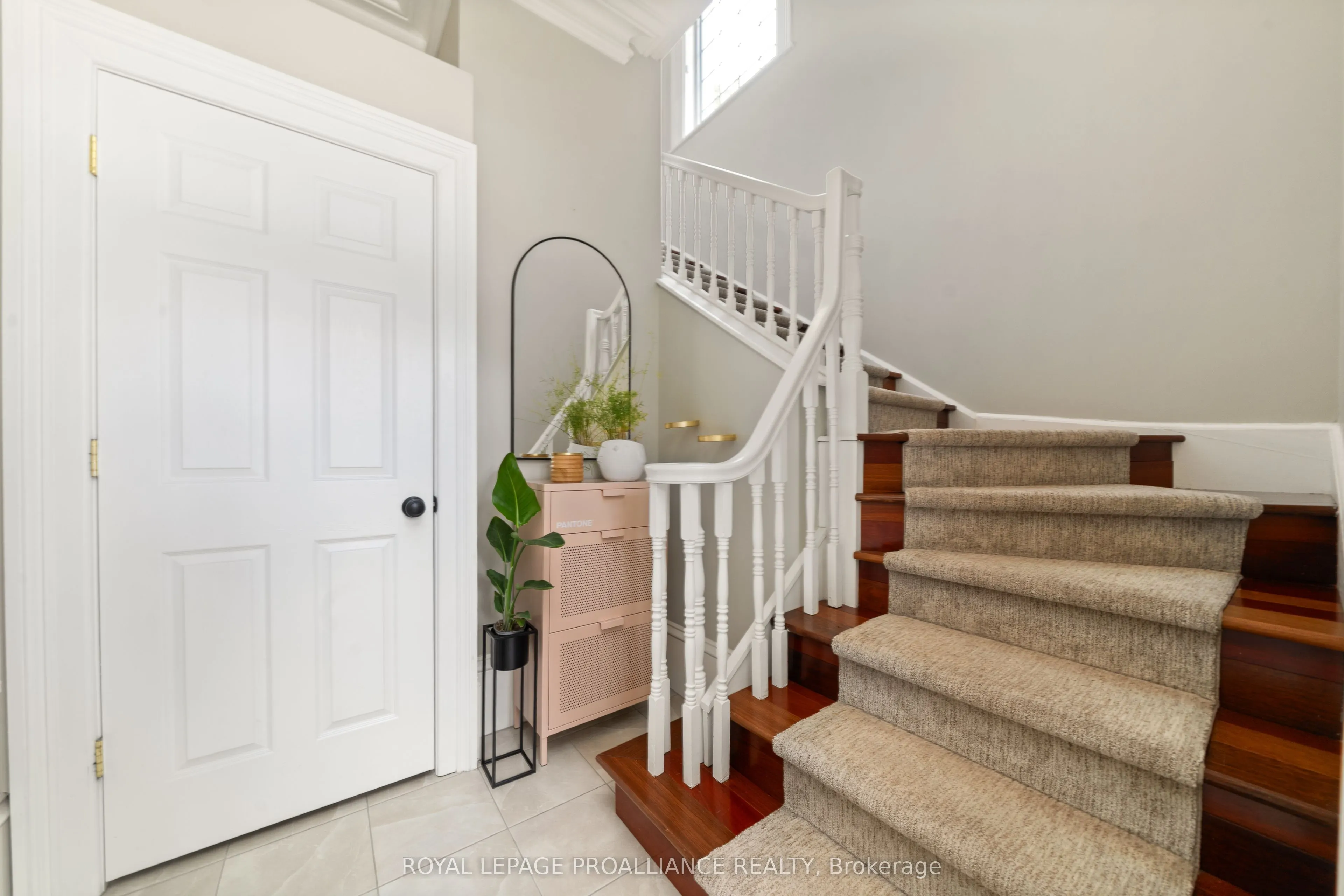 99 Bridge Street E, #3