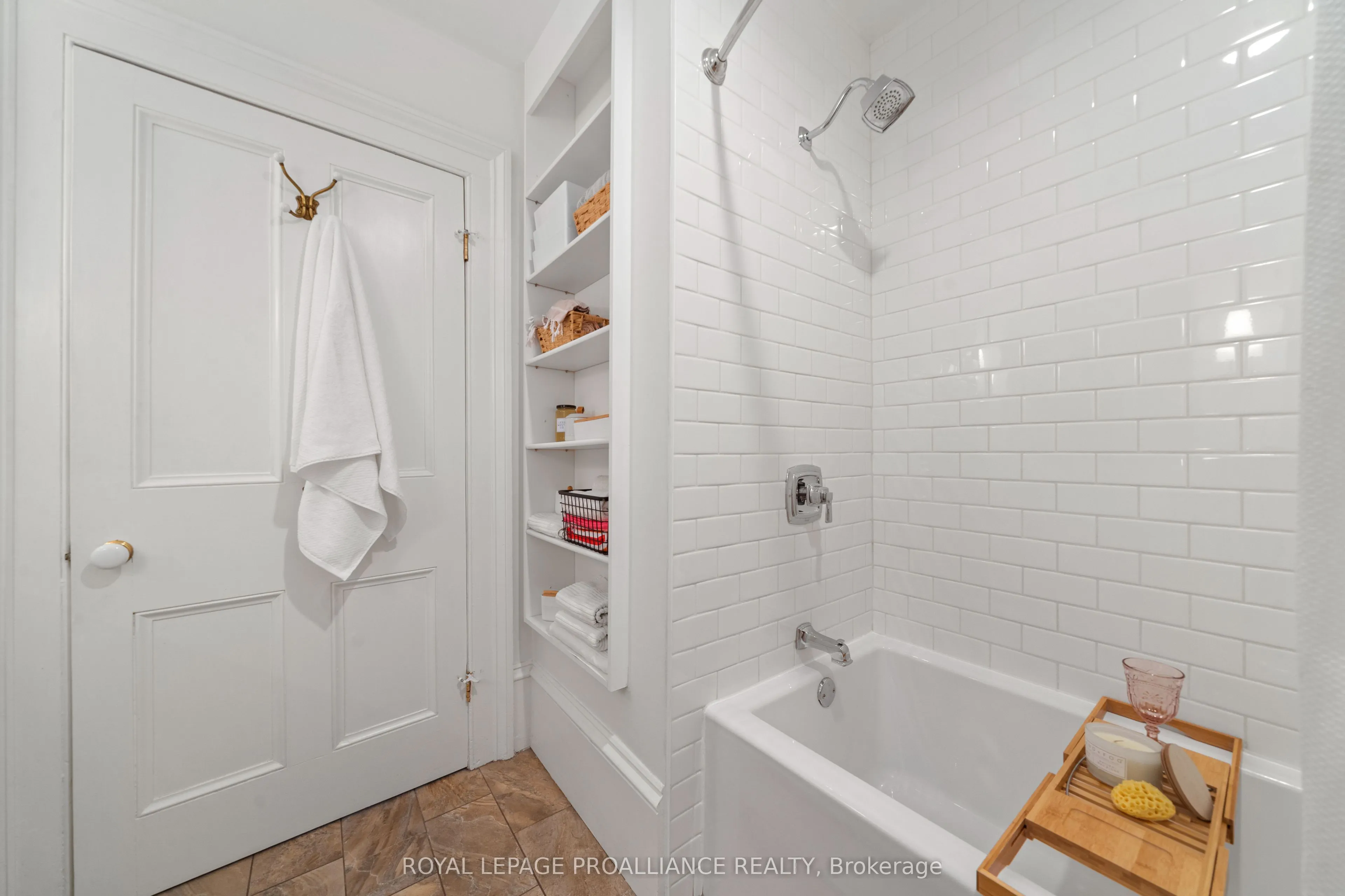 99 Bridge Street E, #3