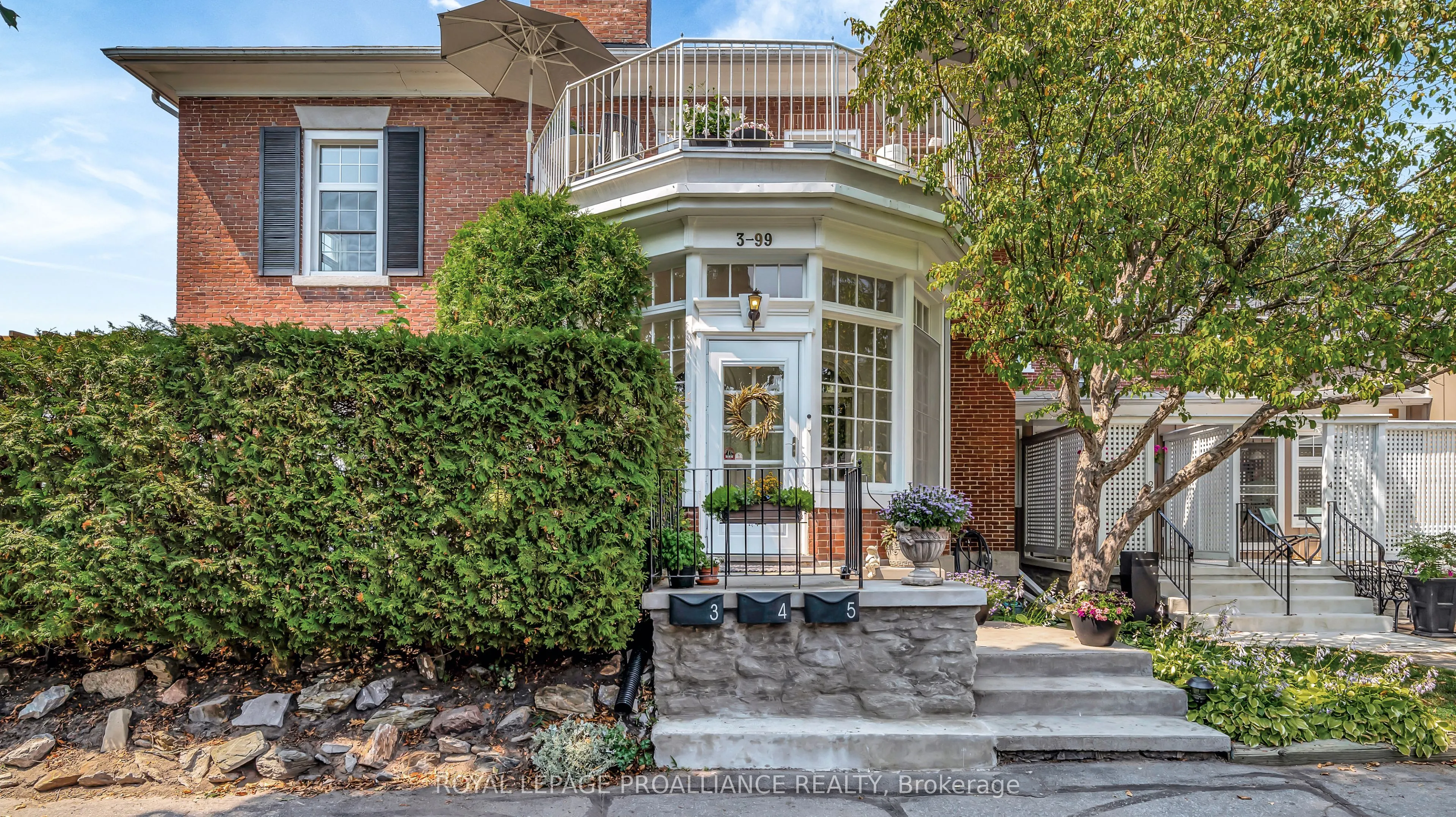 99 Bridge Street E, #3