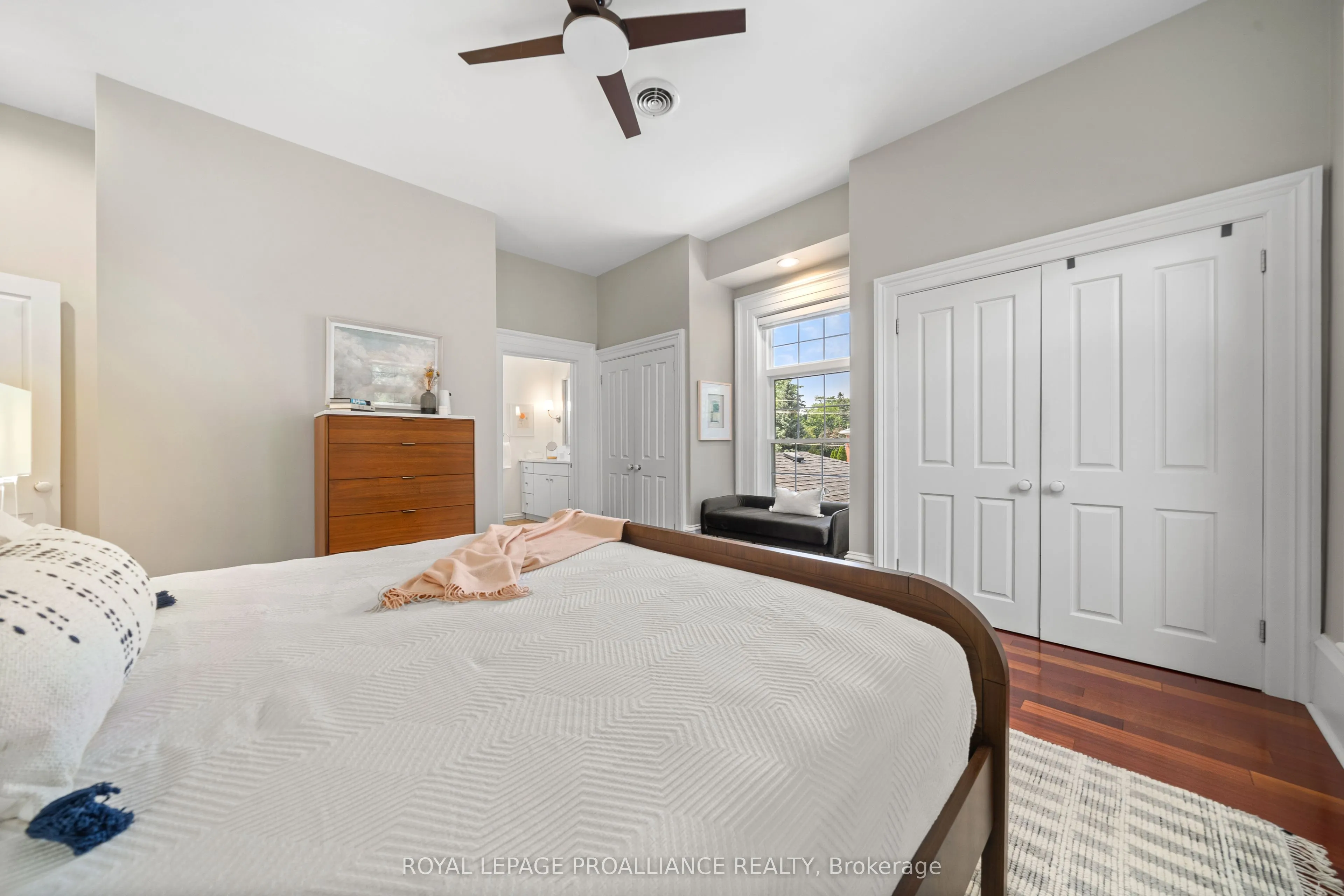 99 Bridge Street E, #3