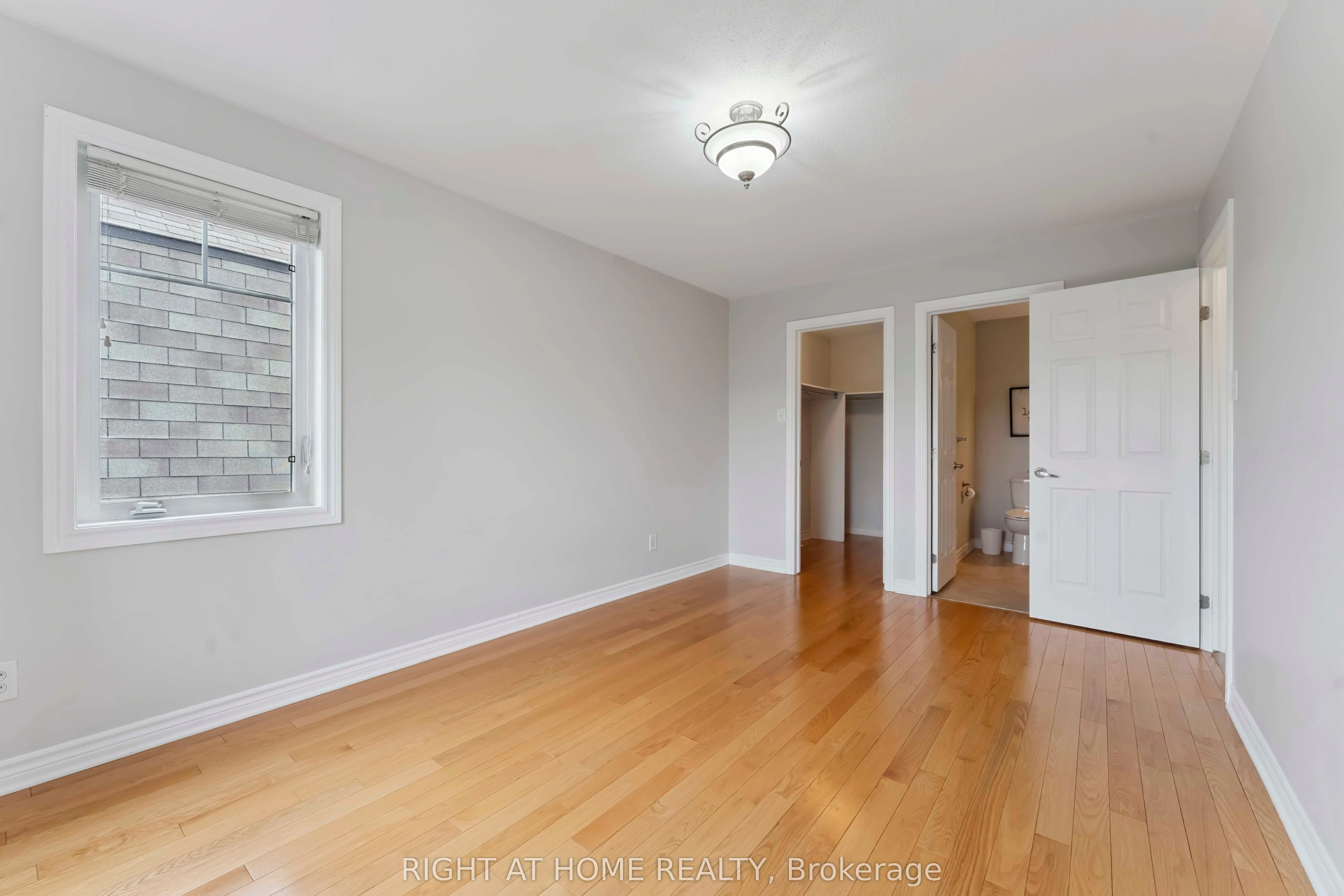 1011 Andora Avenue
