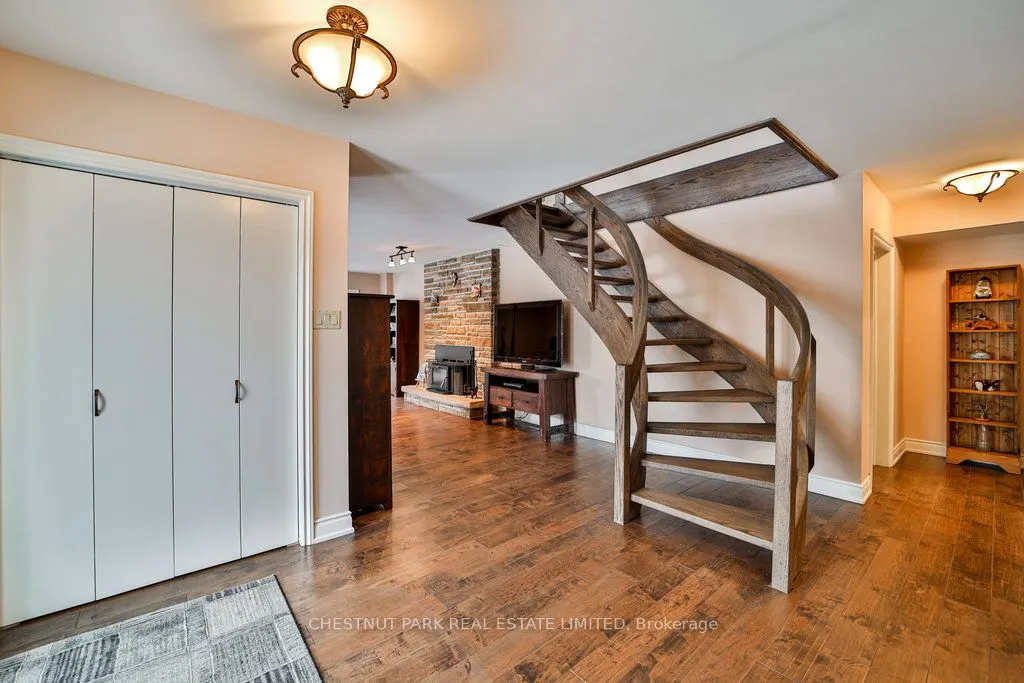 12 Goulding Lane