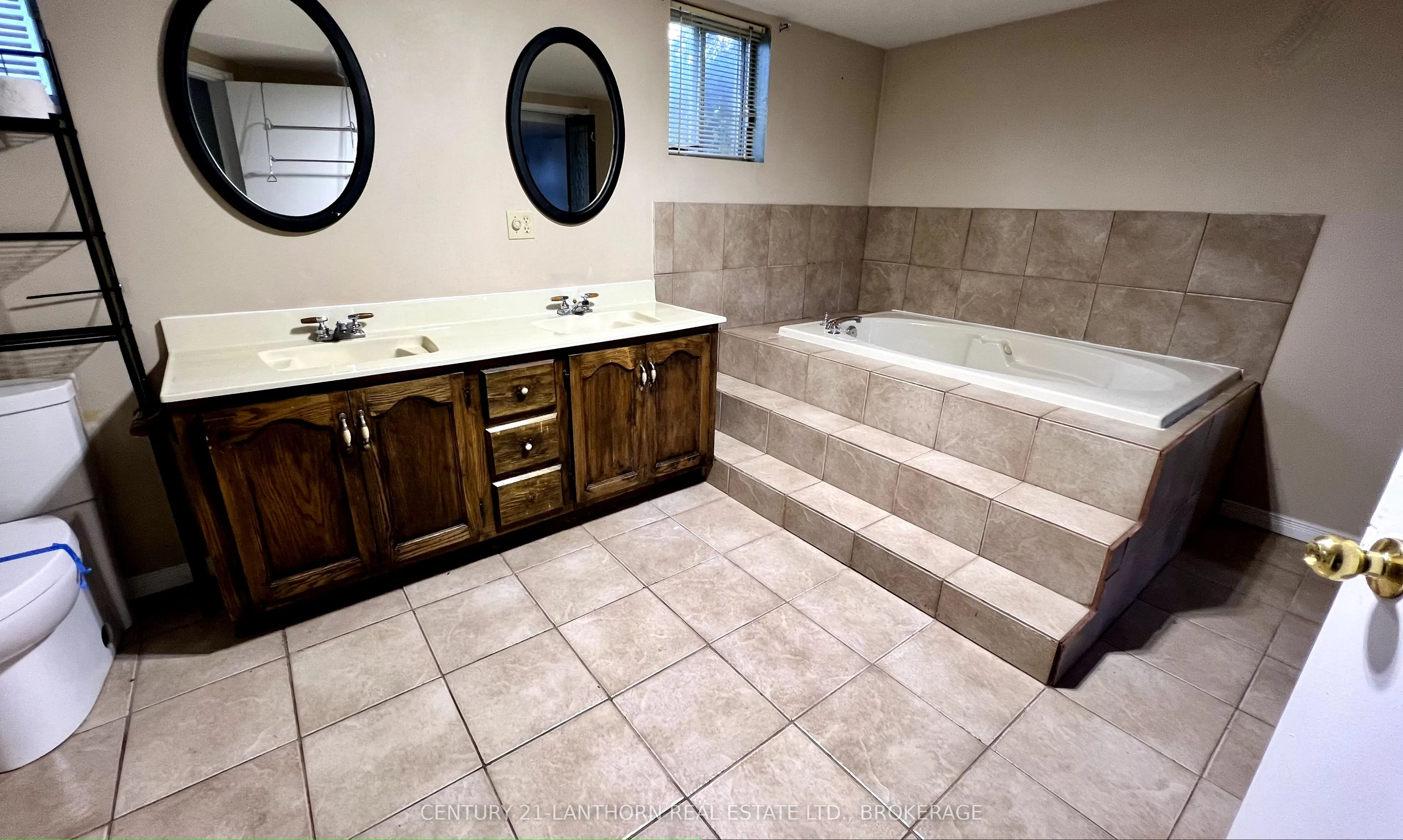 190 Amherst Drive
