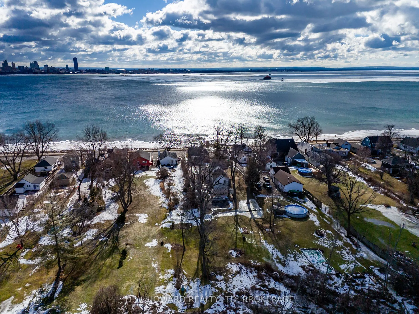474 Lakeshore Road