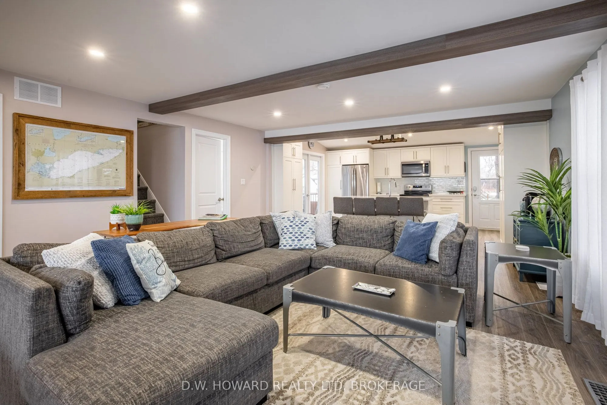 474 Lakeshore Road