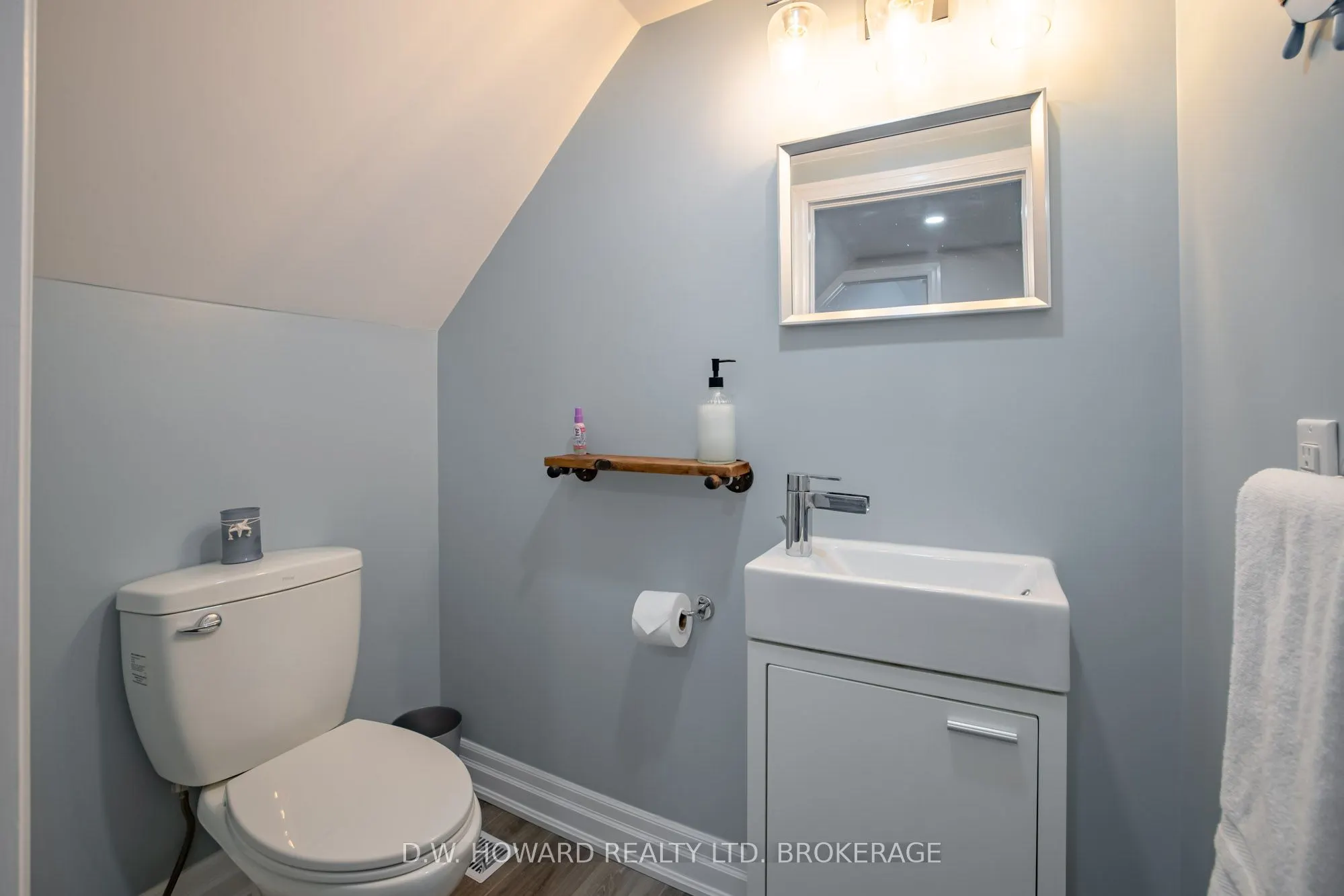 474 Lakeshore Road