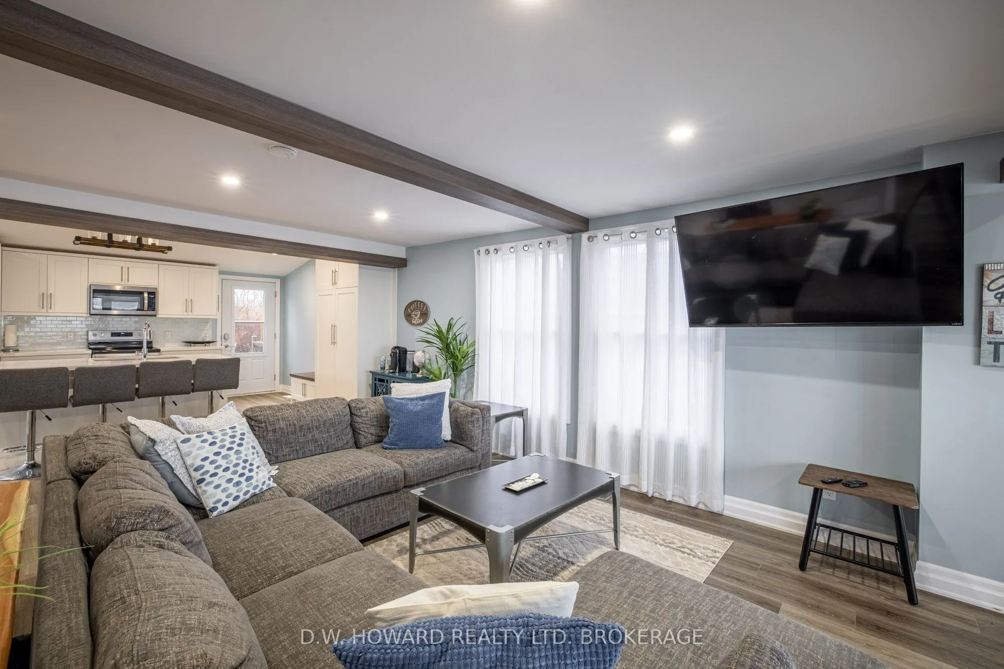 474 Lakeshore Road