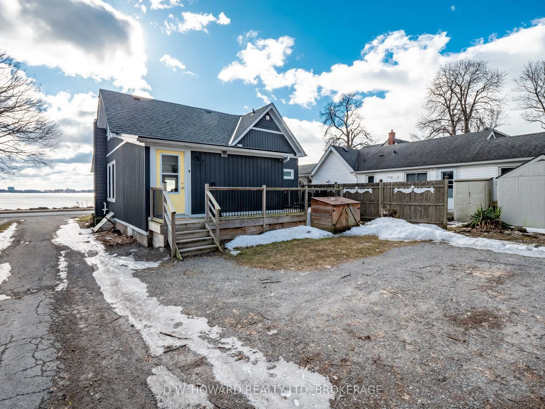 474 Lakeshore Road