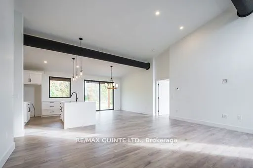 225 Mitchells Crossroad
